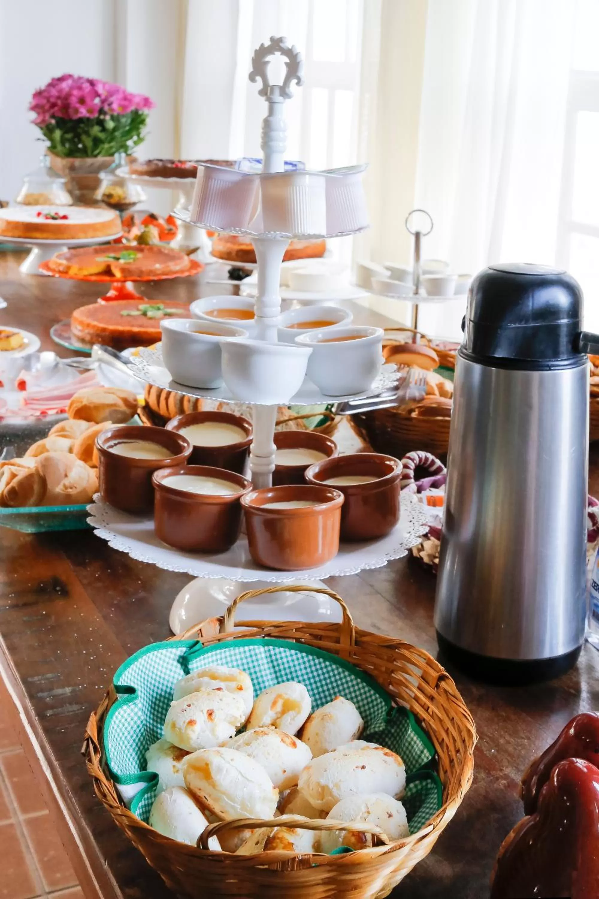 Buffet breakfast in Pousada Neuza Barbosa