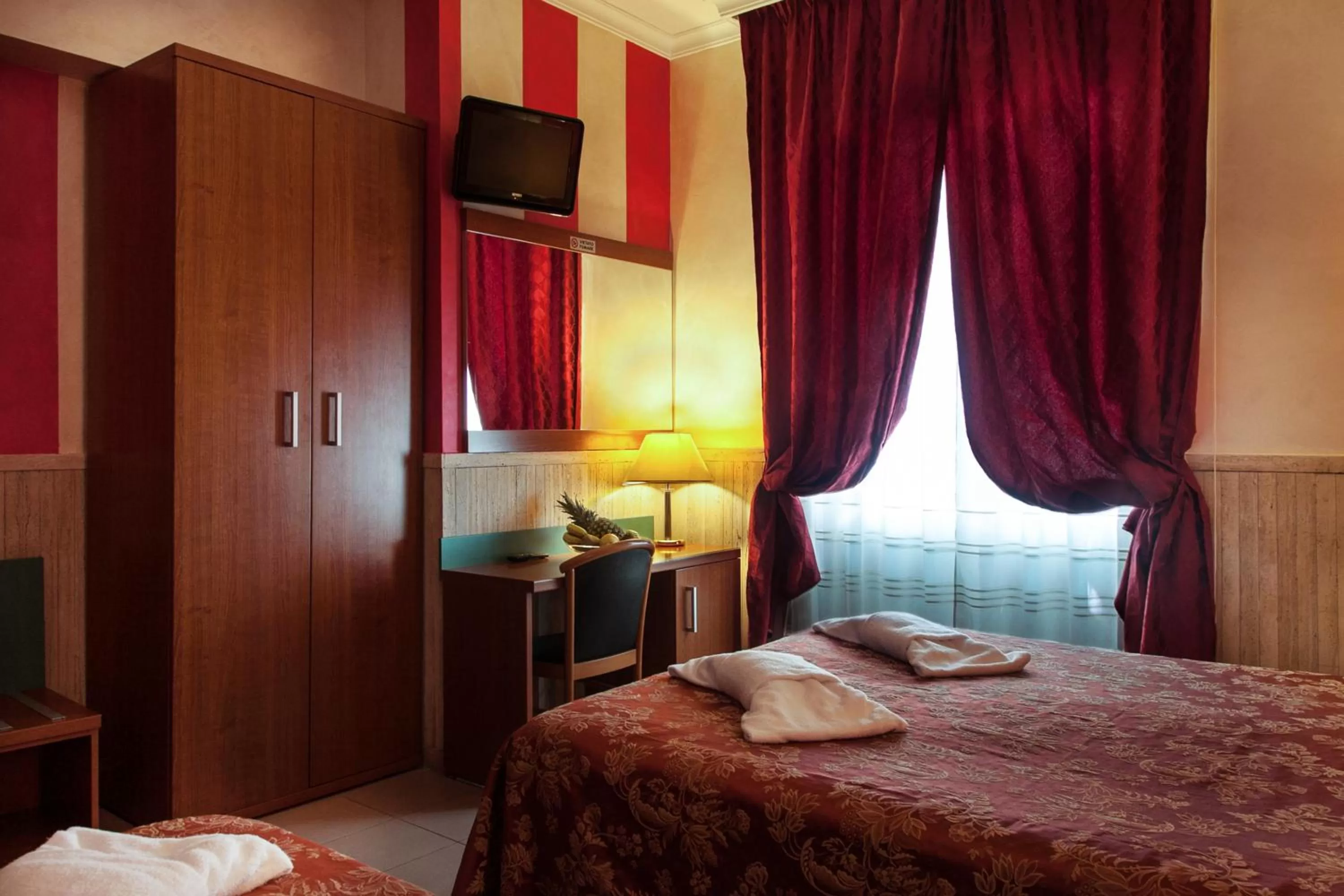 Bed in Hotel Pyramid