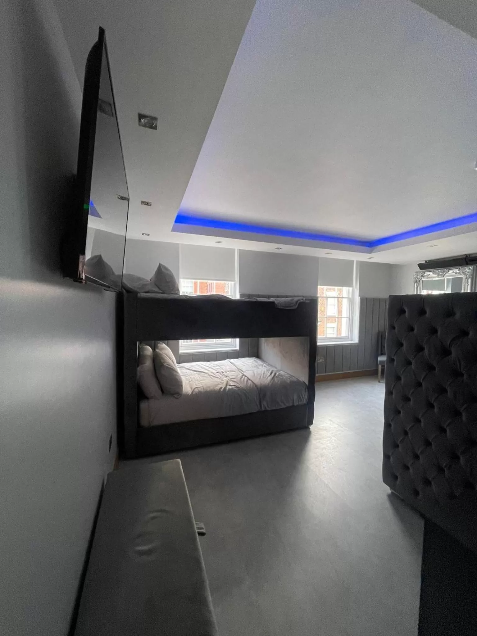 Bed in Belvedere Aparthotel - 83 Mount Pleasant