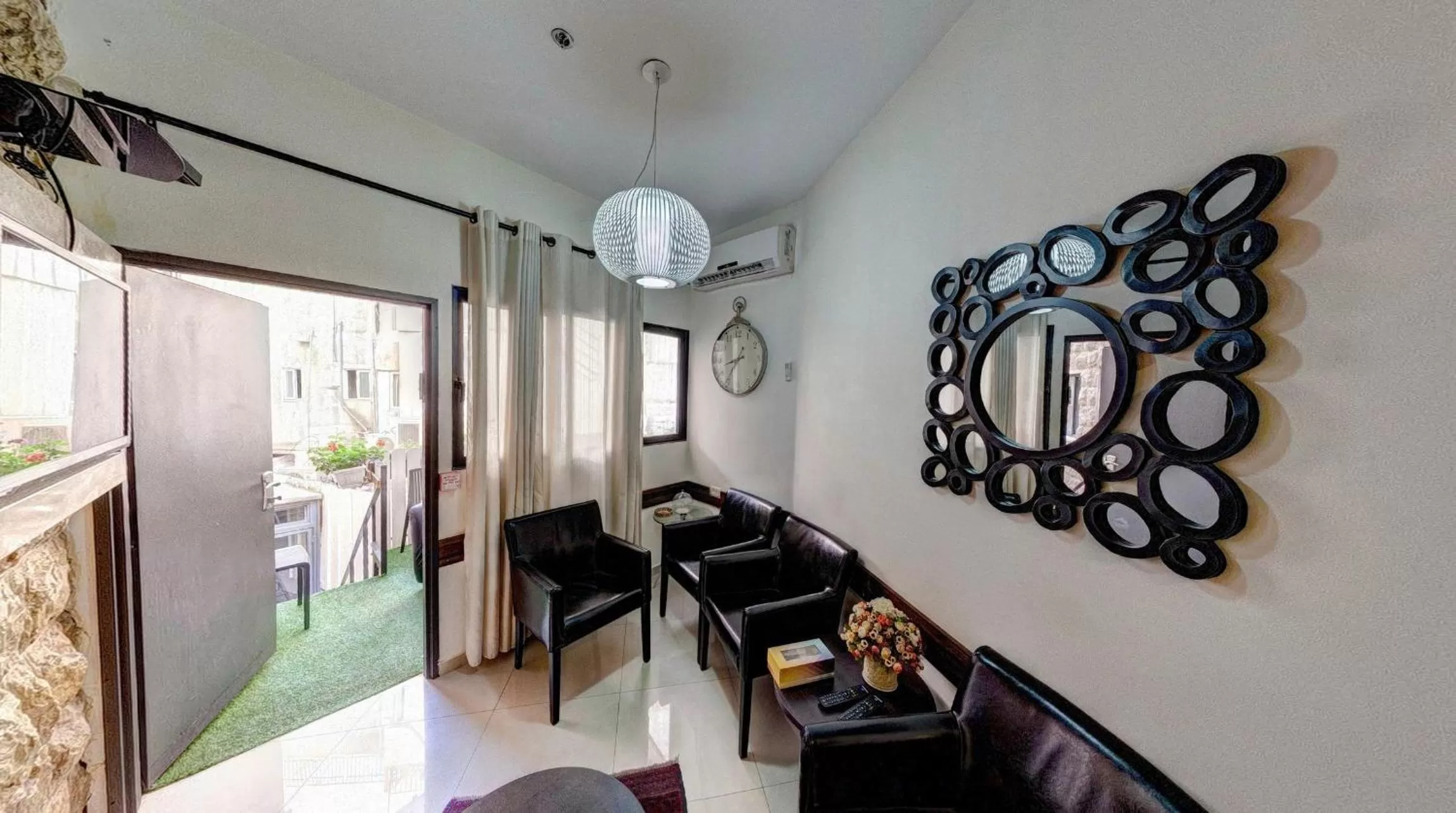 Seating area in City Center Jerusalem