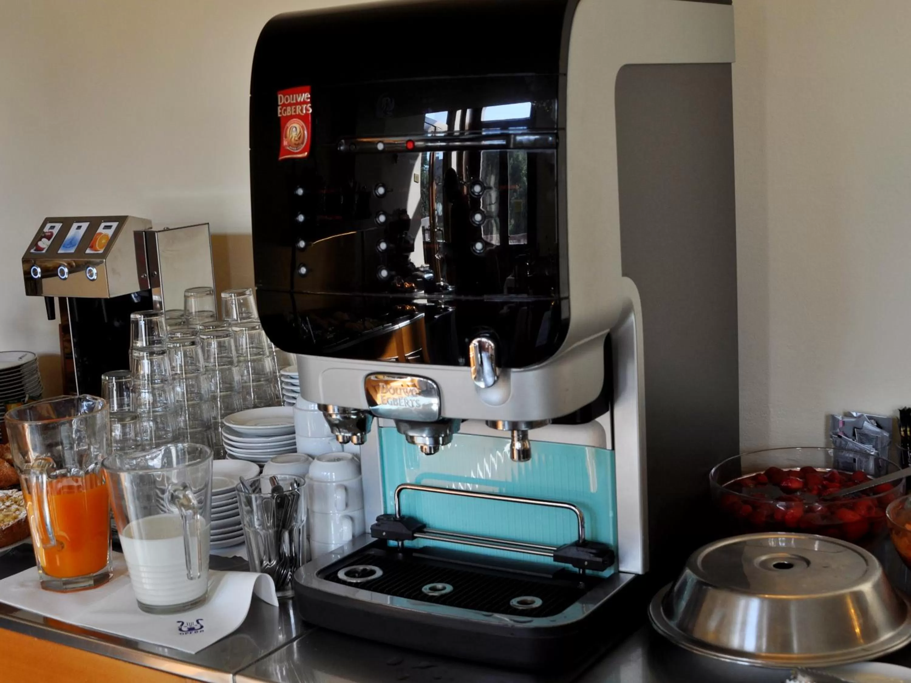 Breakfast in Hotel Opera