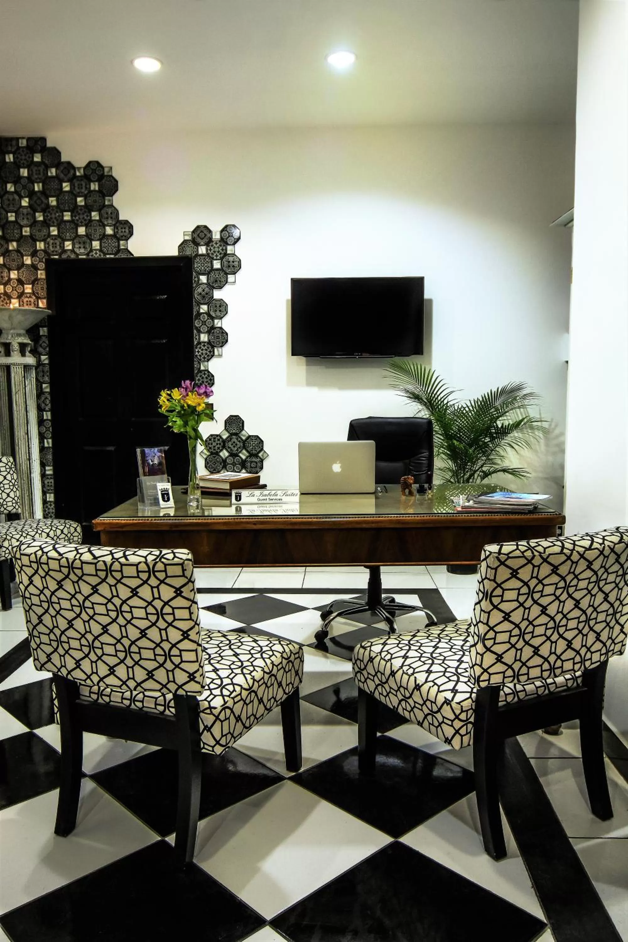 Lobby or reception in La Isabela Suites