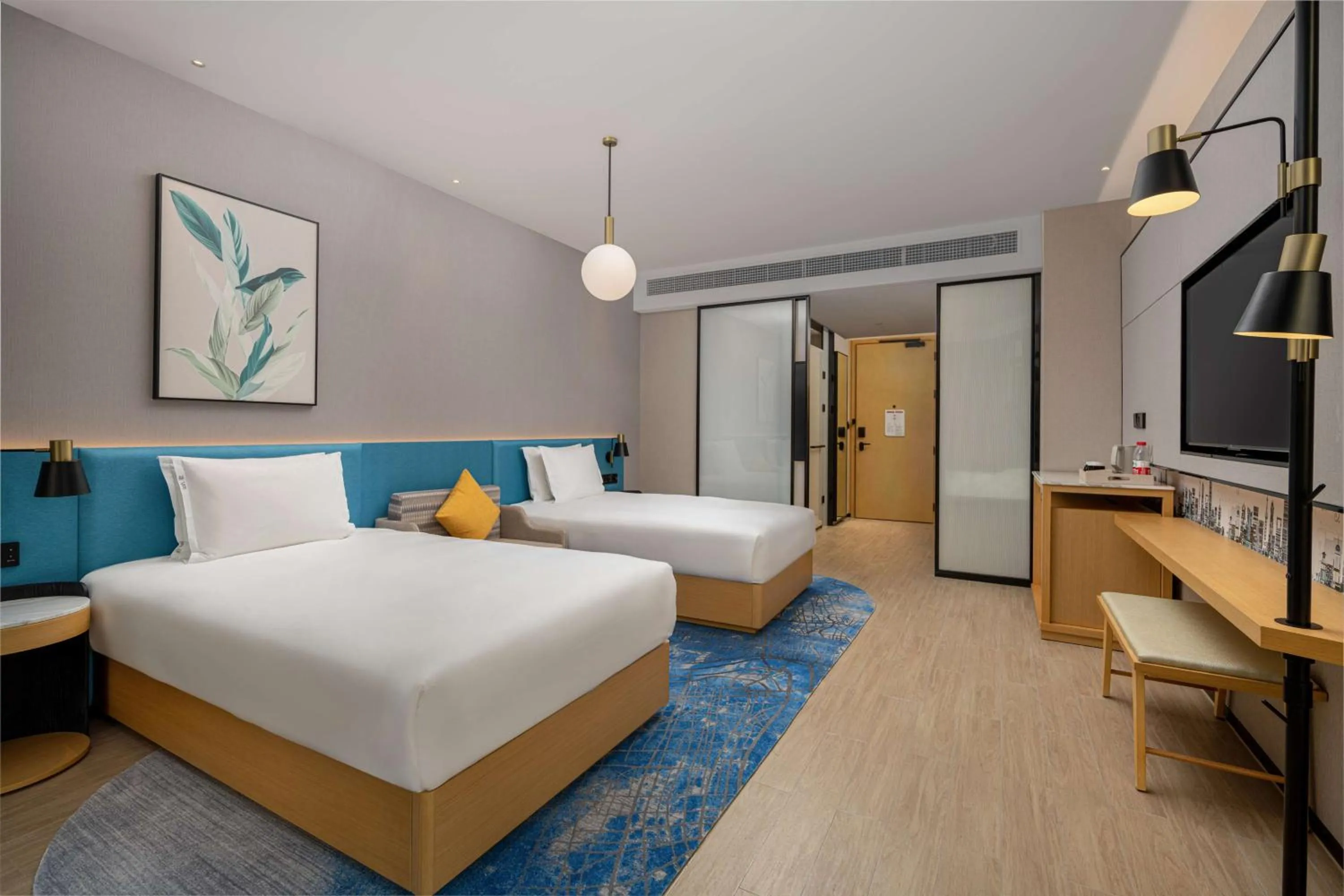 Bed in Hilton Garden Inn Shanghai Lujiazui