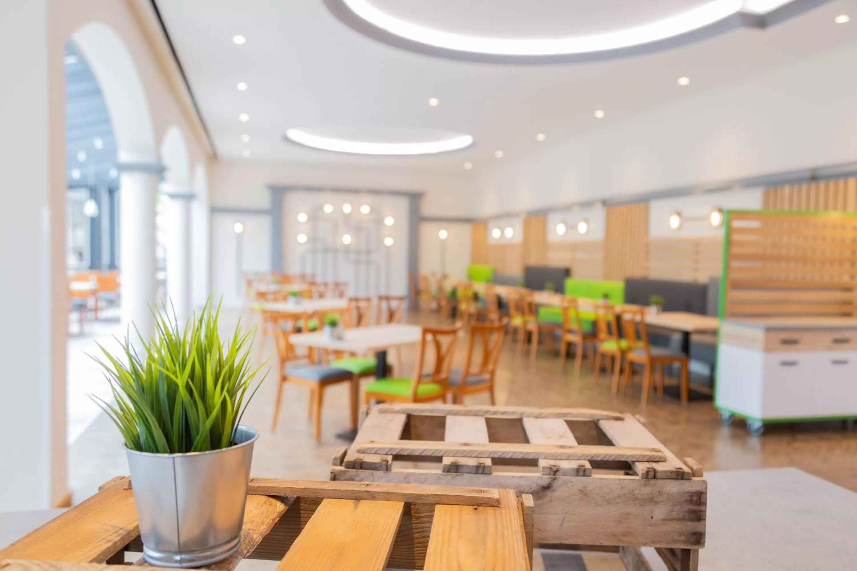 Restaurant/places to eat in Das Ebertor - Hotel & Hostel