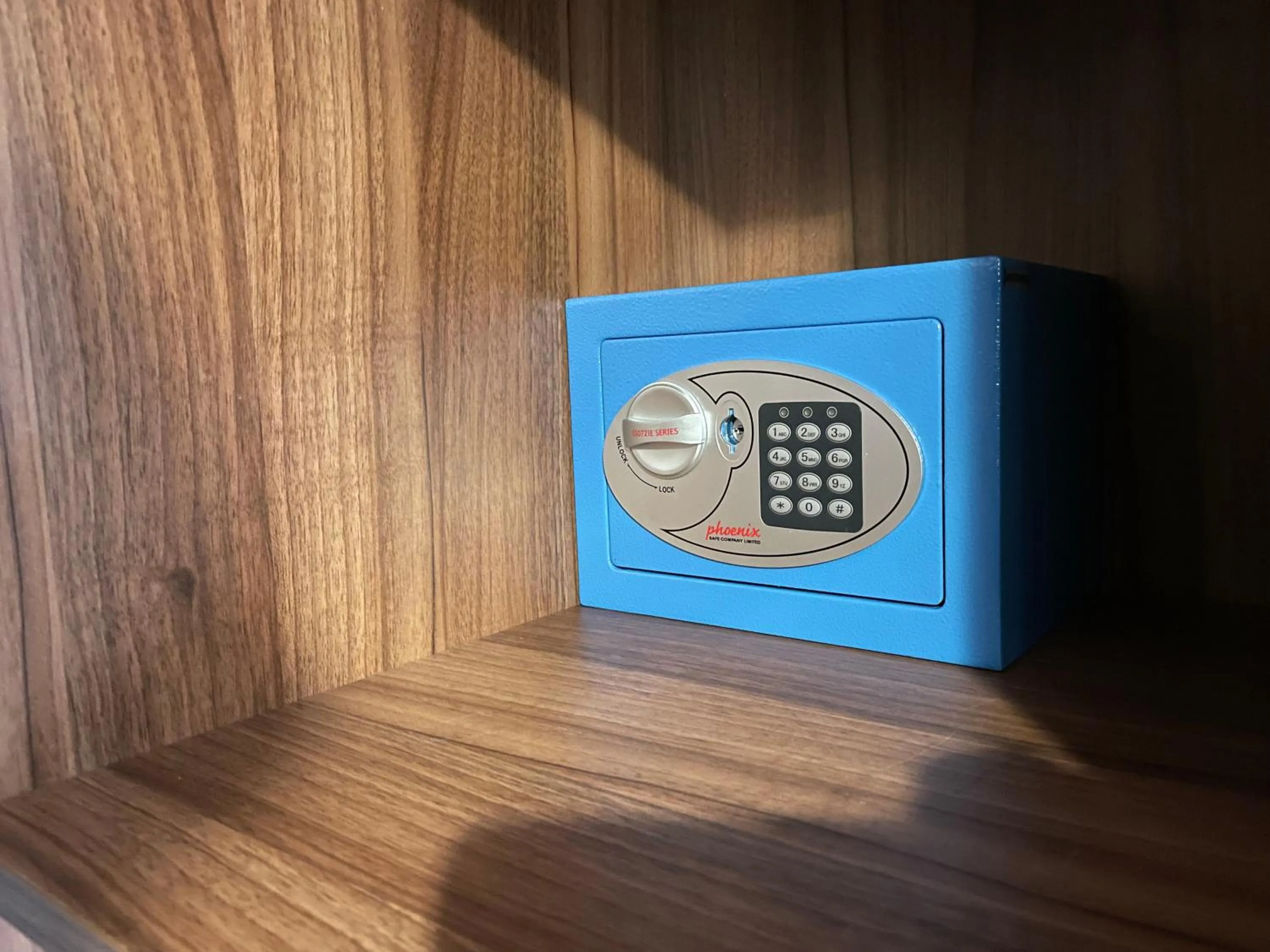 safe in Hôtel Akena Poitiers Nord Futuroscope