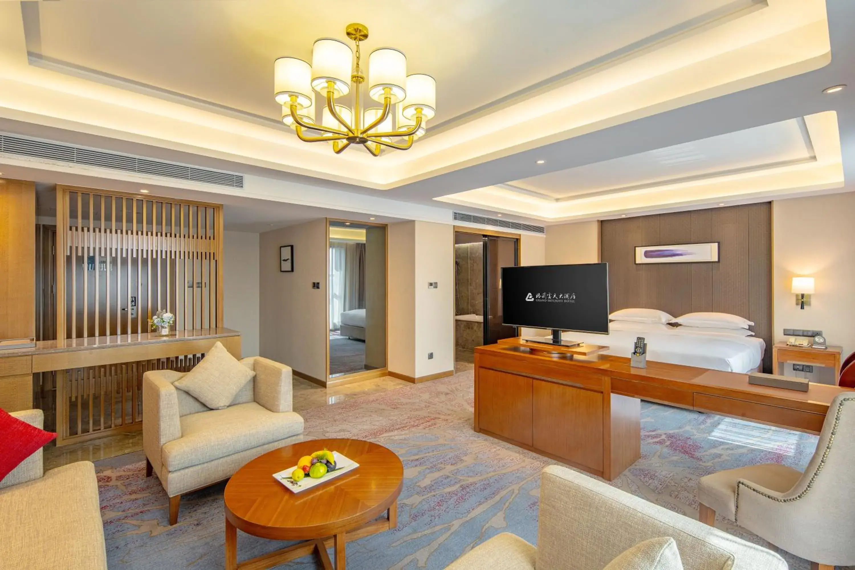 Executive Suite in Wan Yue Grand Skylight Hotel Executive Suite in Wan Yue Grand Skylight Hotel