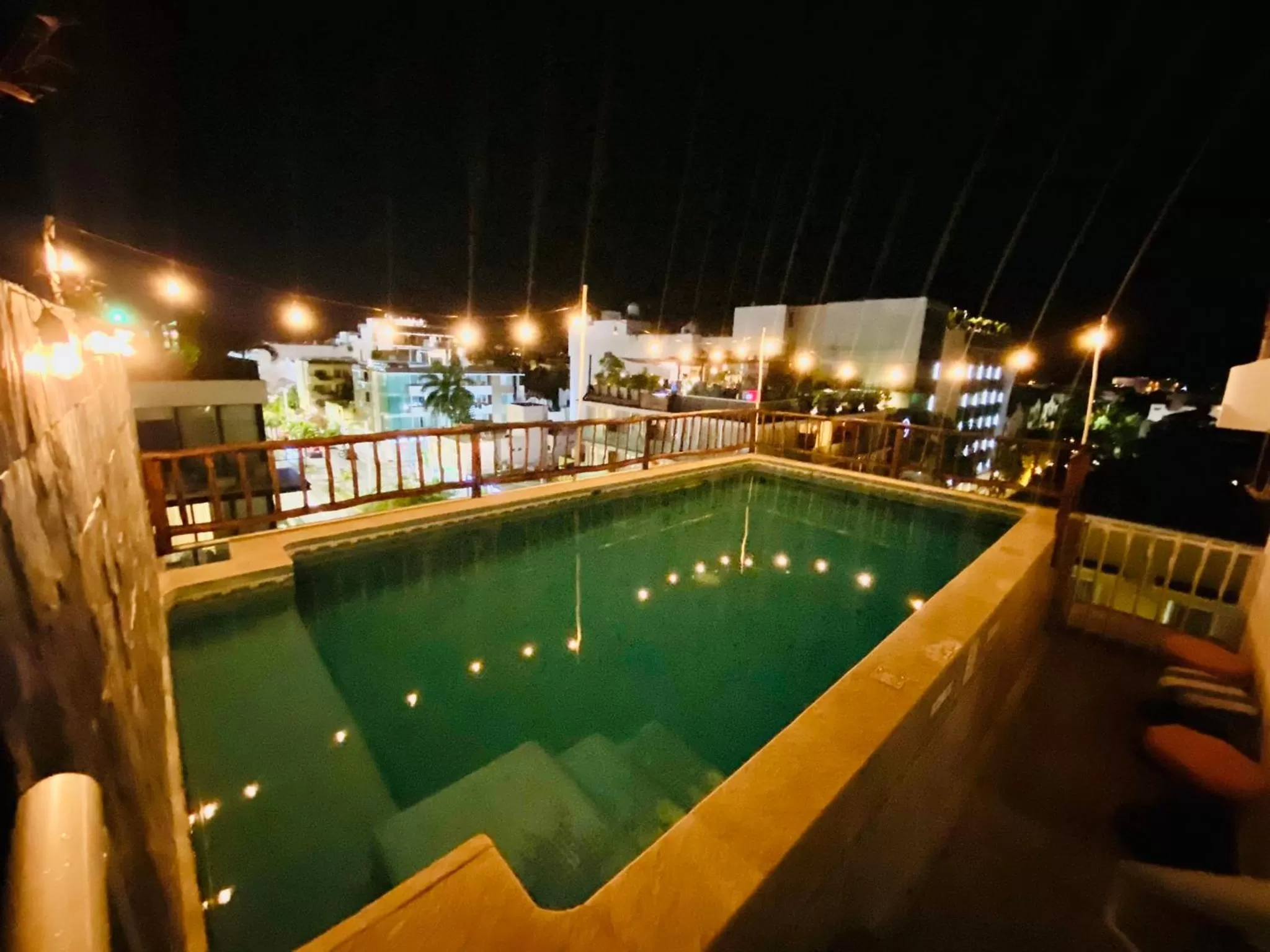 Swimming Pool in Hotel Boutique Rato 10