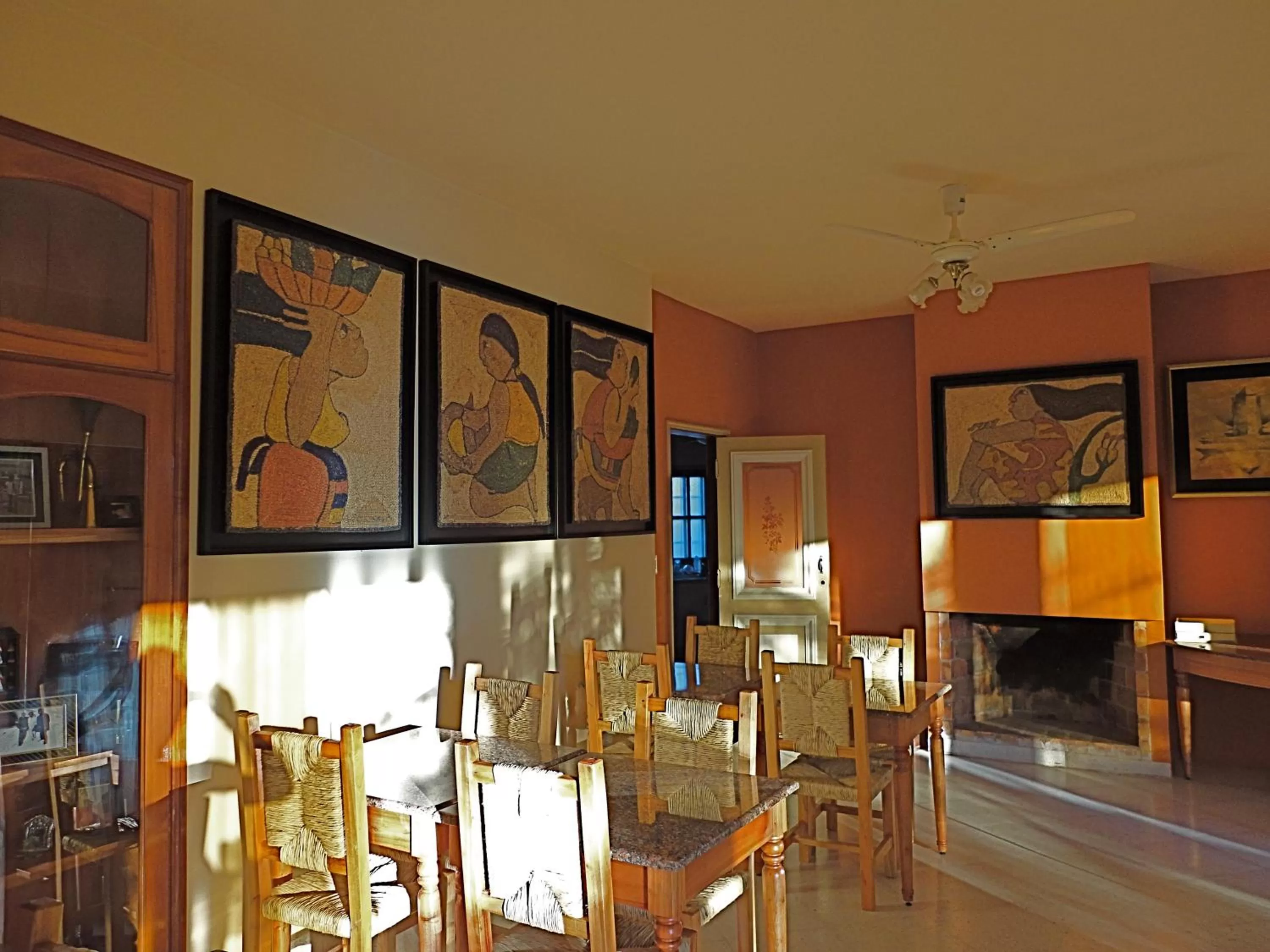 Lounge or bar, Restaurant/Places to Eat in Villa Floreal Hotel Boutique