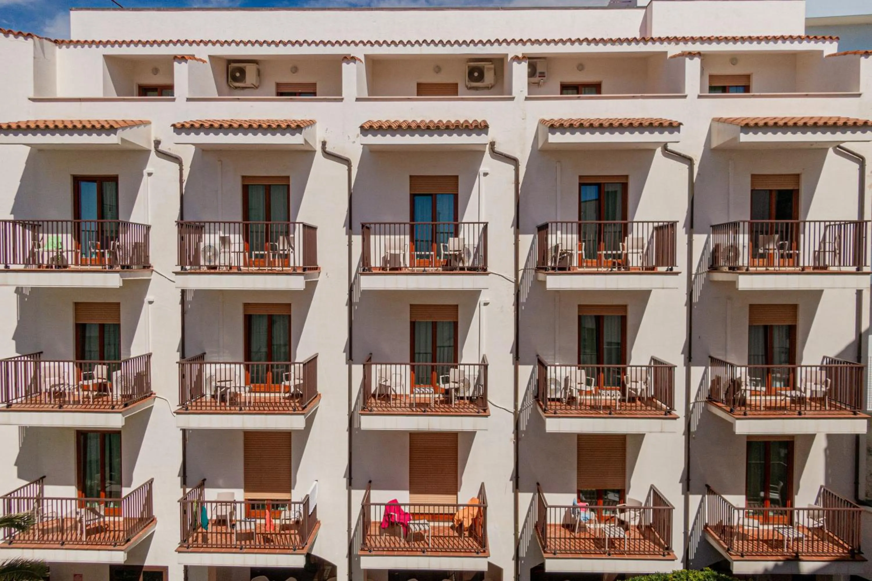 Property building in Hotel El Balear
