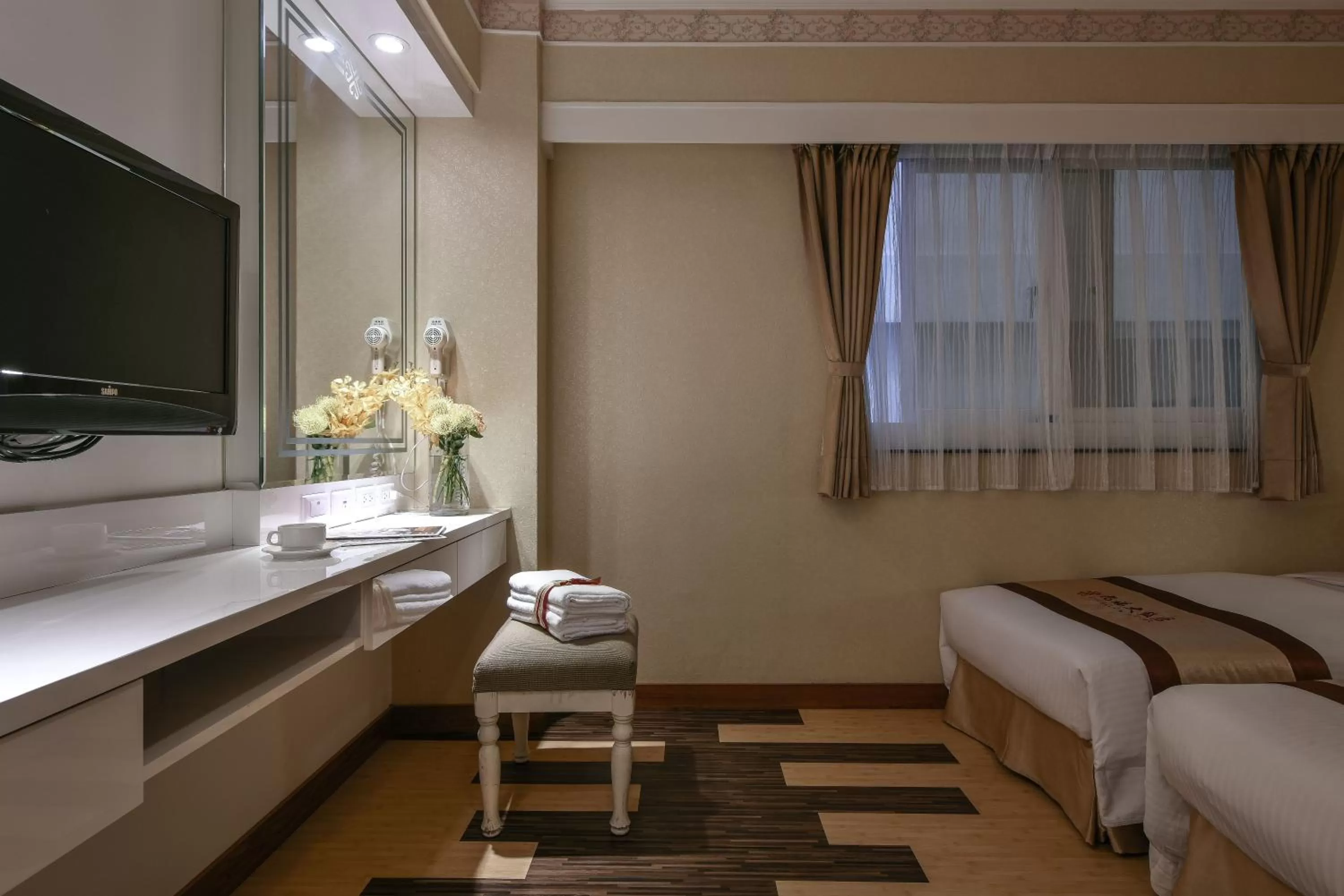 Decorative detail in Ever Luck Hotel