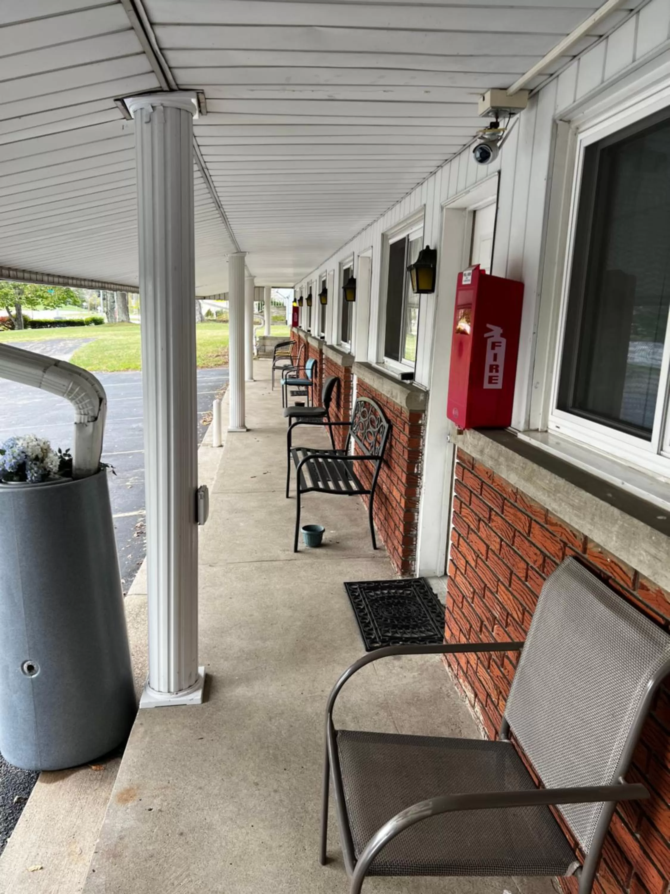 Property building in Hopwood Motel