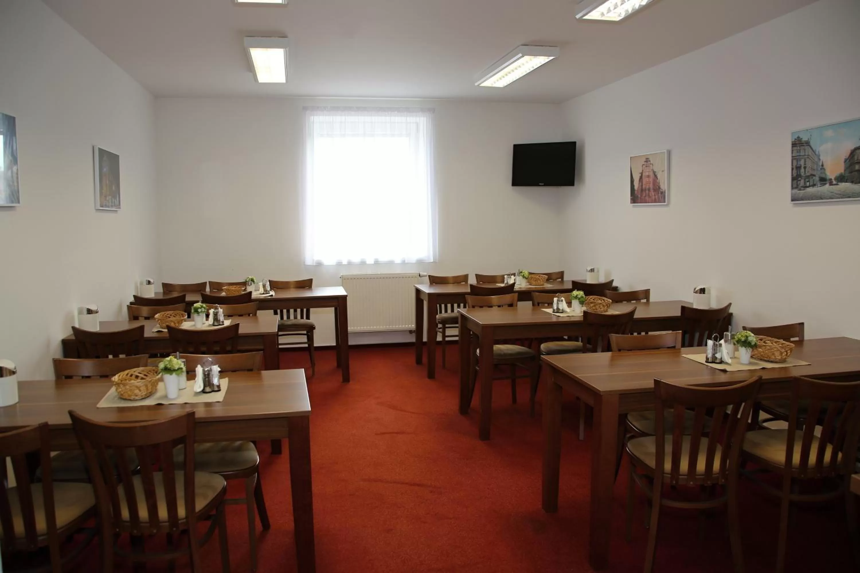 Buffet breakfast in Hotel Palác