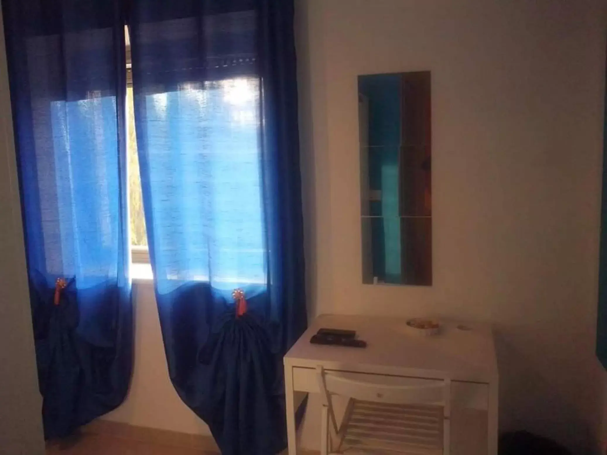 Single Room with Private Bathroom - single occupancy in B&B Pian del Lago Single Room with Private Bathroom - single occupancy in B&B Pian del Lago