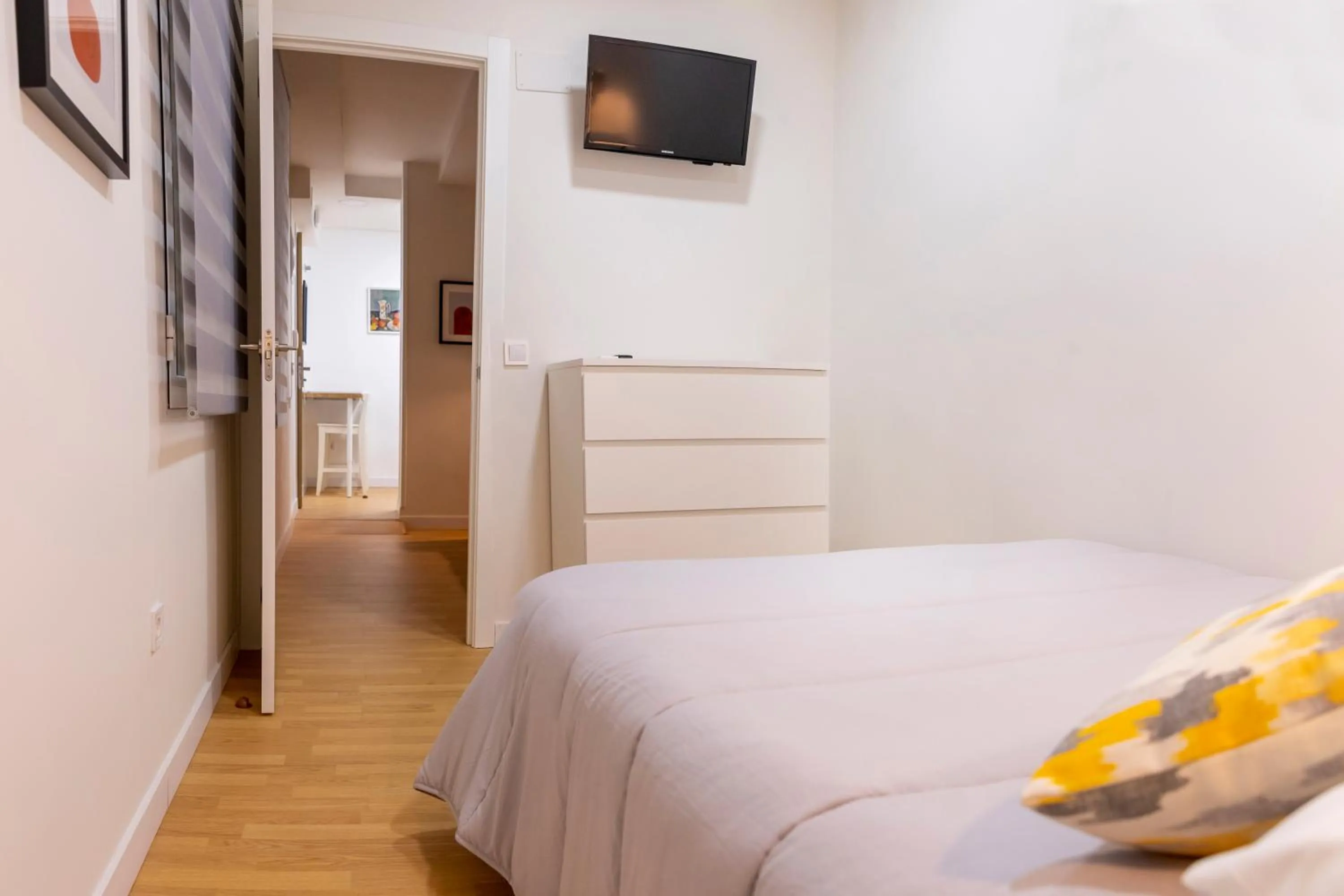 TV and multimedia in Hostal Montaloya