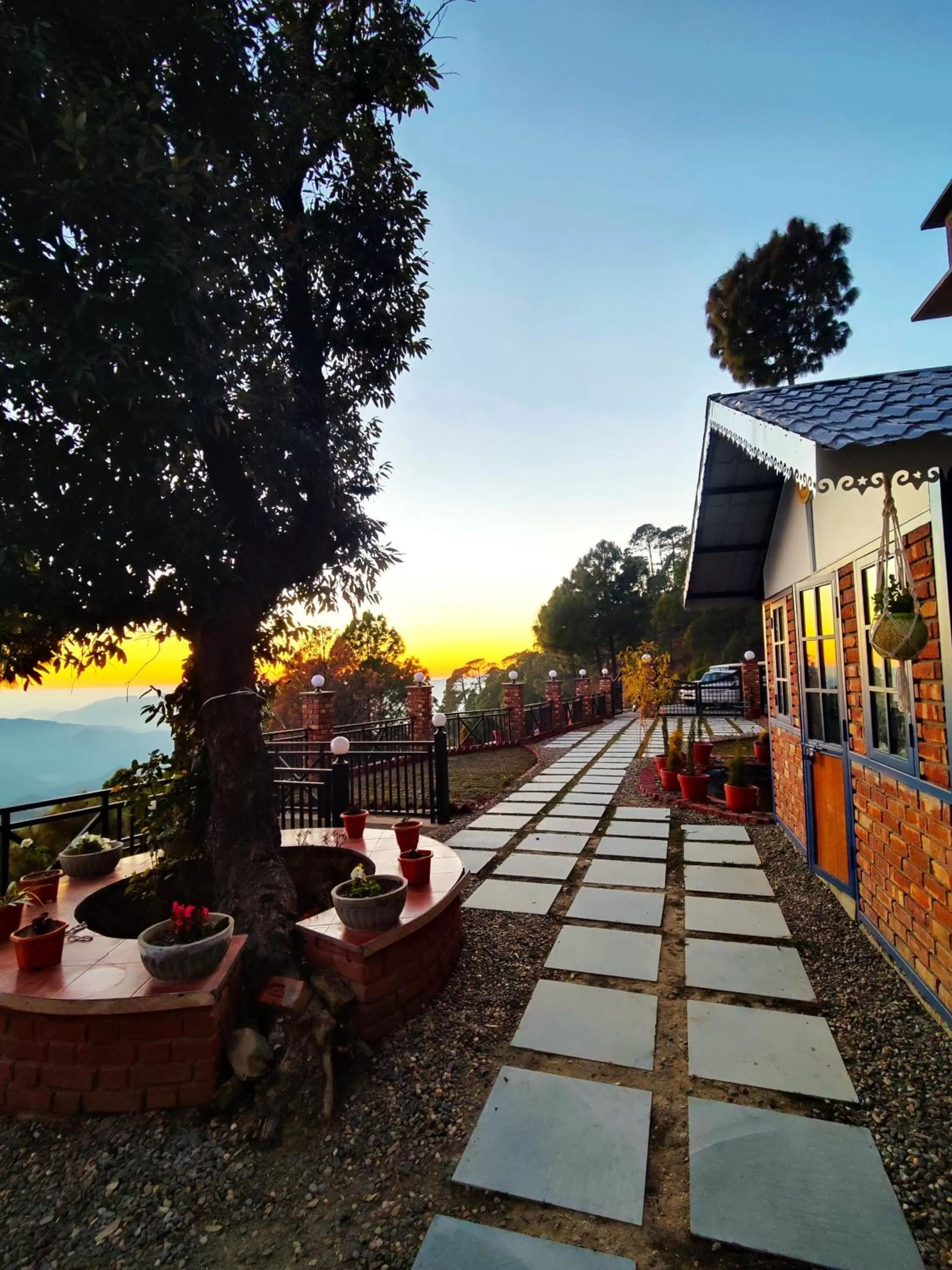 Garden in The Lanswood Estate