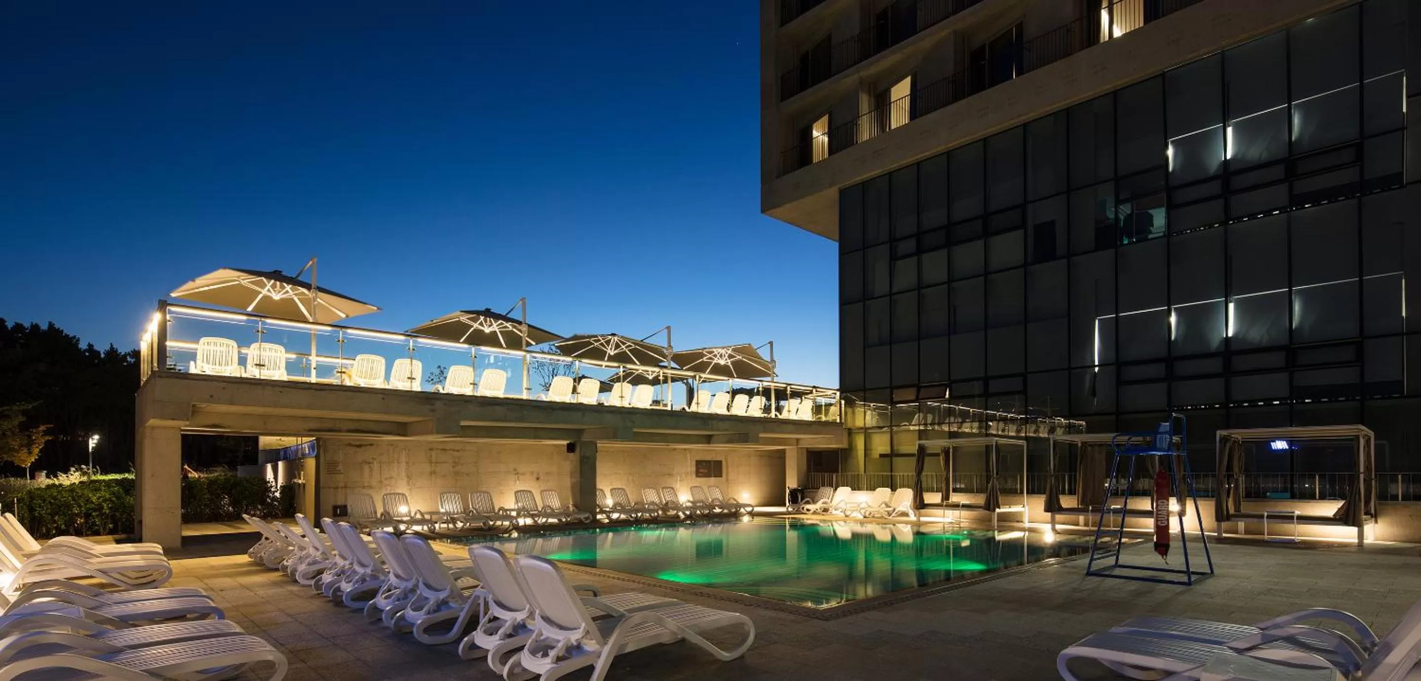 Swimming pool in Nest Hotel Incheon