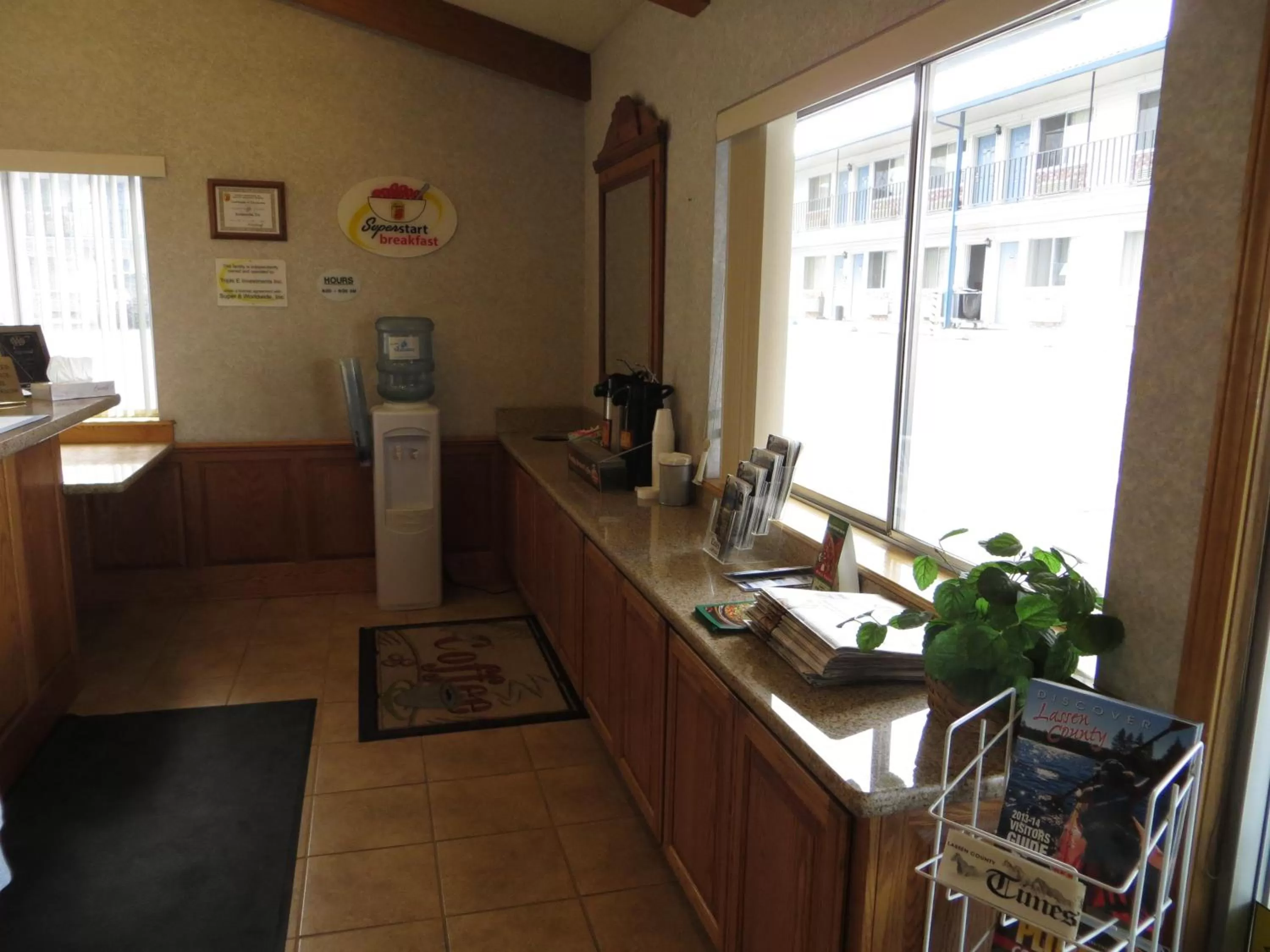 Decorative detail in Super 8 by Wyndham Susanville