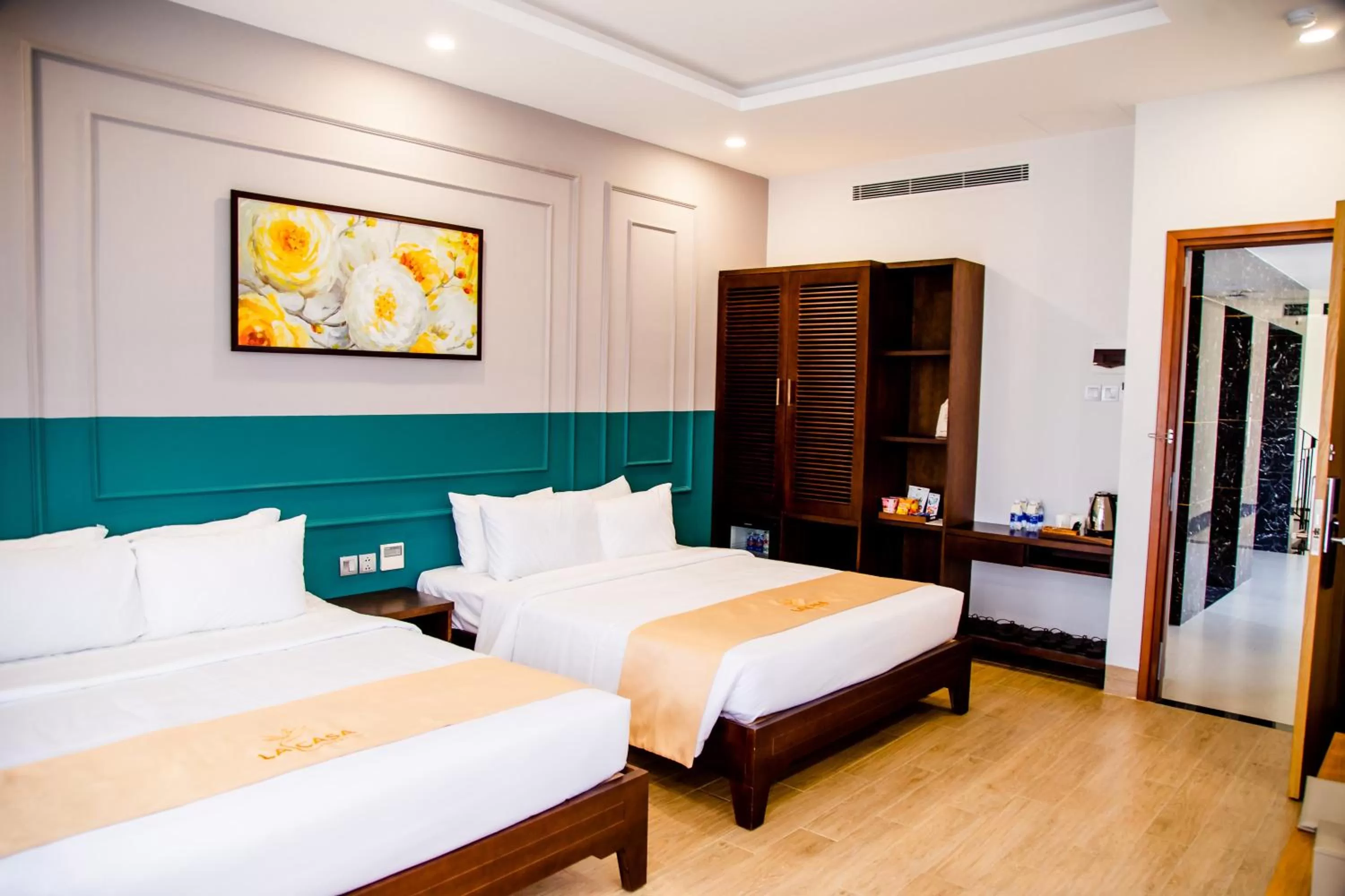 Bed in La Casa Tuy Hòa