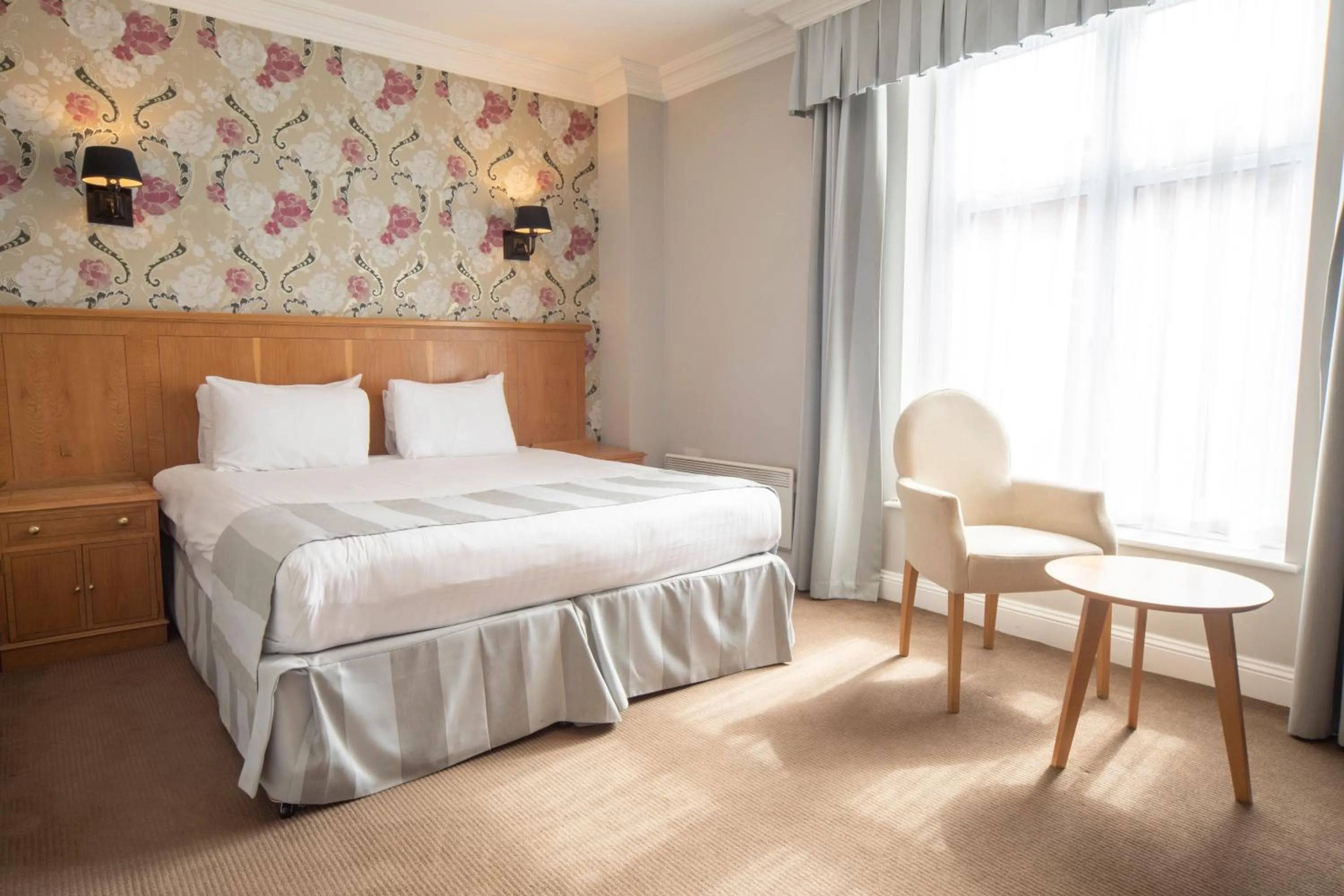 Photo of the whole room, Bed in Whittlebury Hall and Spa