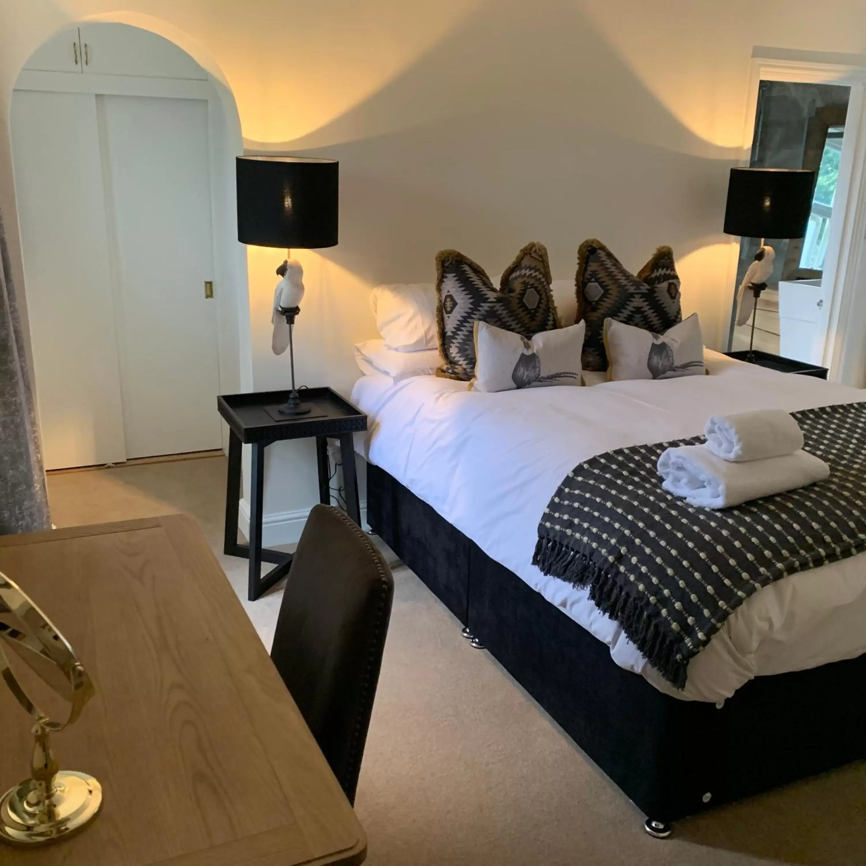 Deluxe King Room in Scarborough Hill Country Inn Deluxe King Room in Scarborough Hill Country Inn