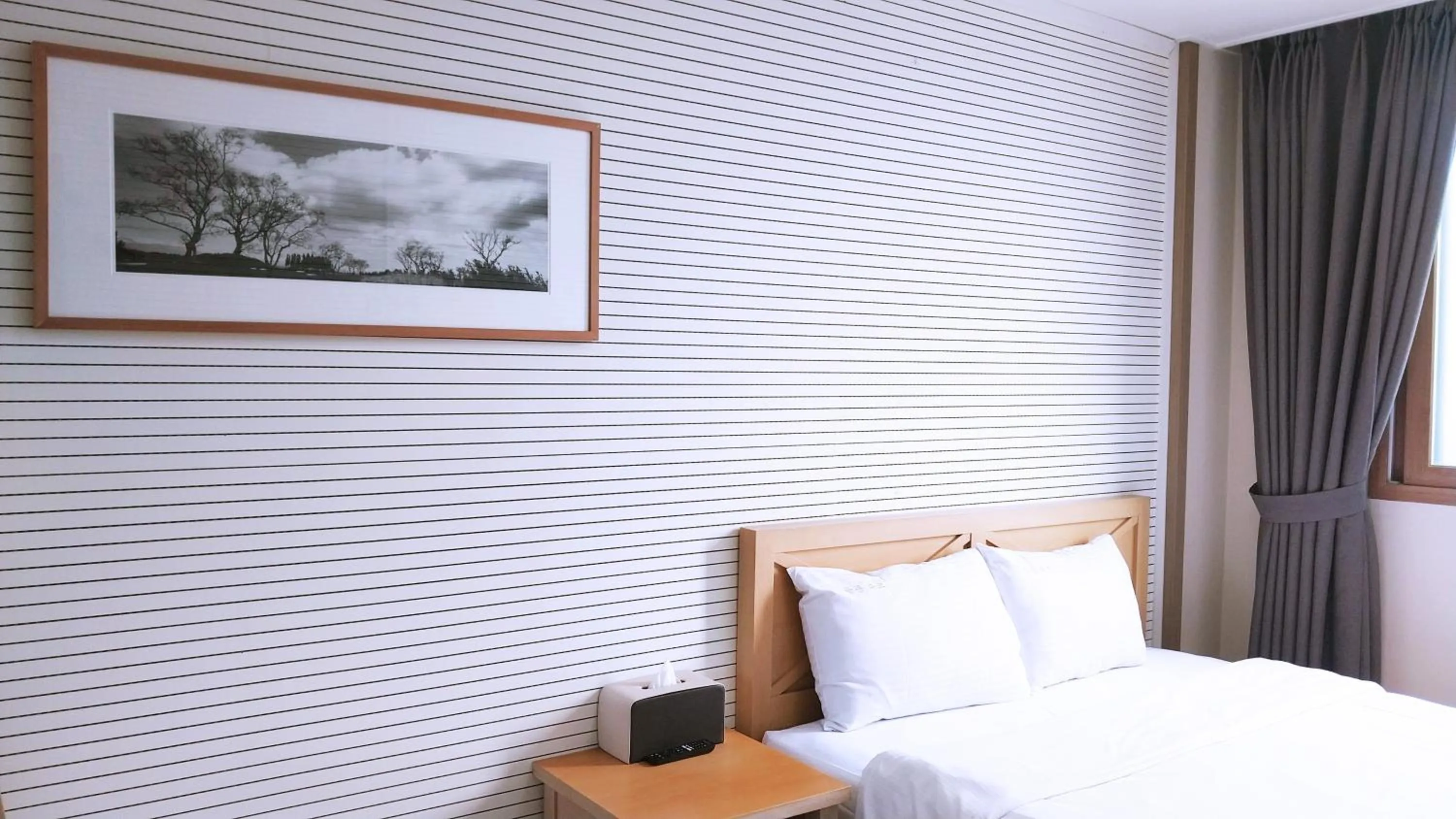 Bed in Golden Park Hotel