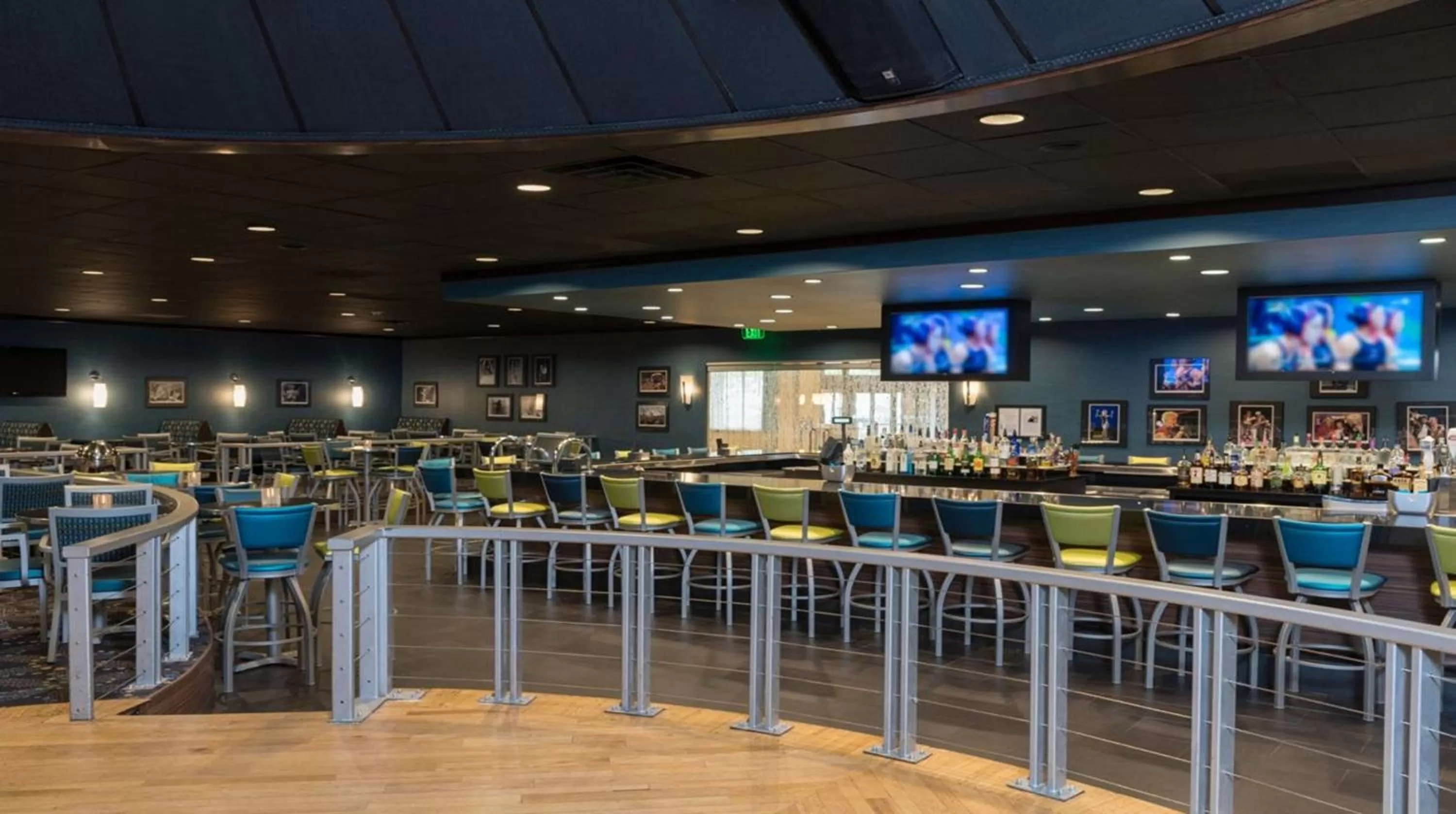 Lounge or bar in Candlewood Suites - Cleveland South - Independence by IHG