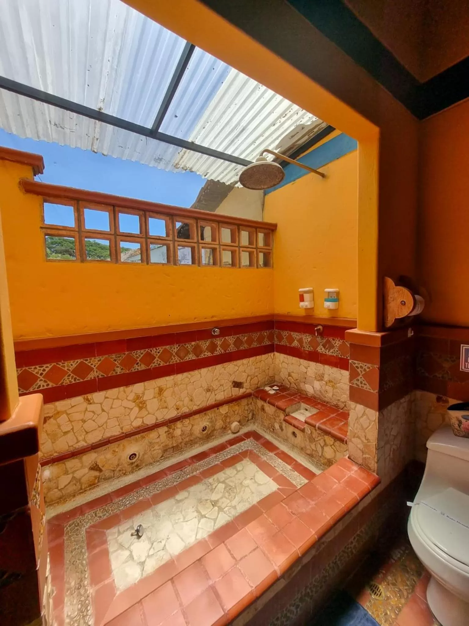 Hotel Portón del Sol