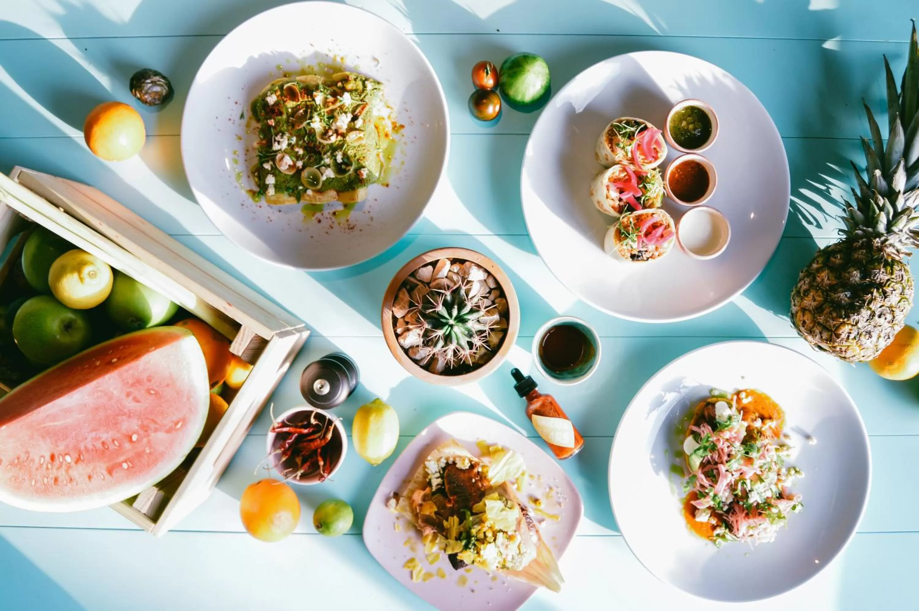 Restaurant/places to eat in Holiday Inn Express Dubai Safa Park by IHG