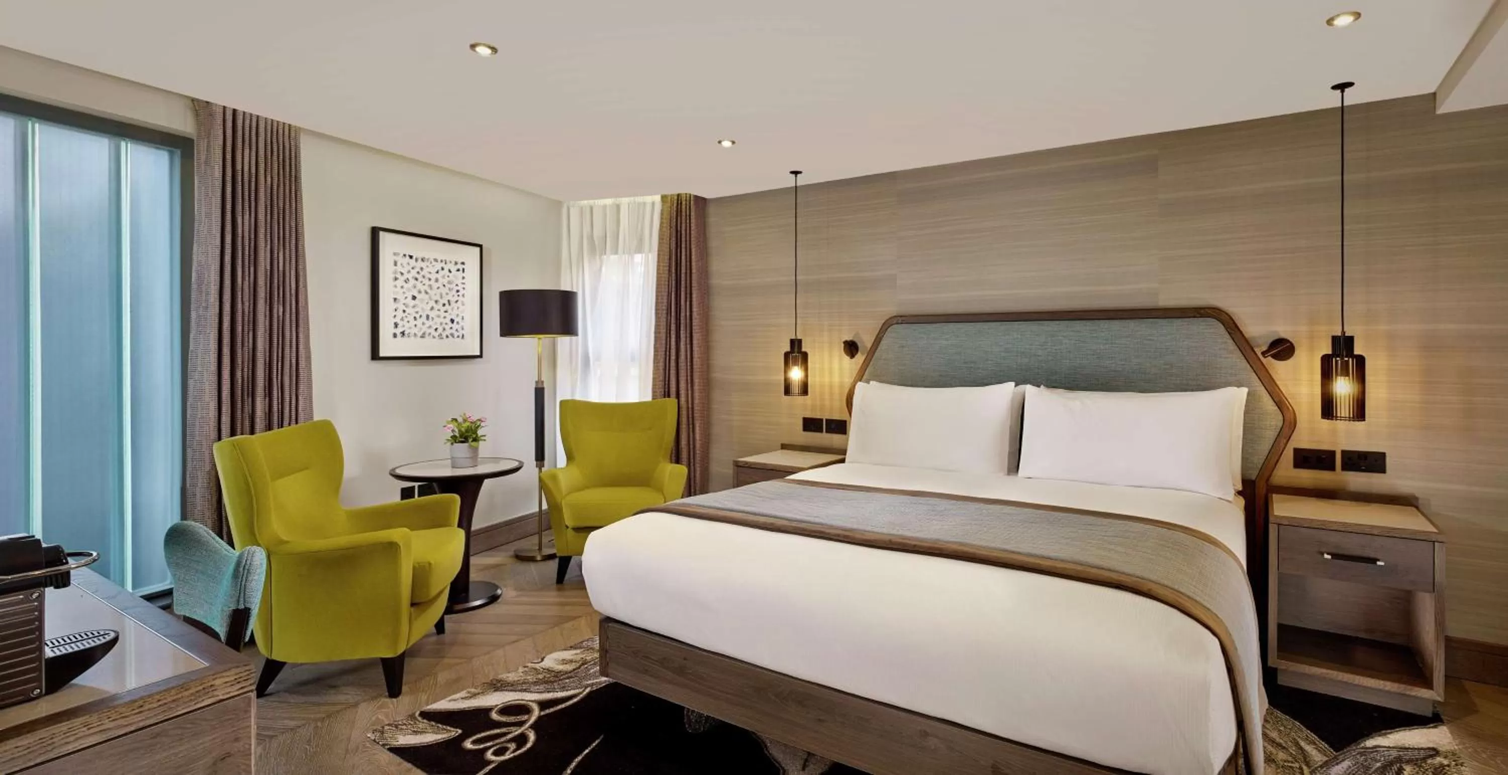 Bedroom, Bed in DoubleTree by Hilton London – West End