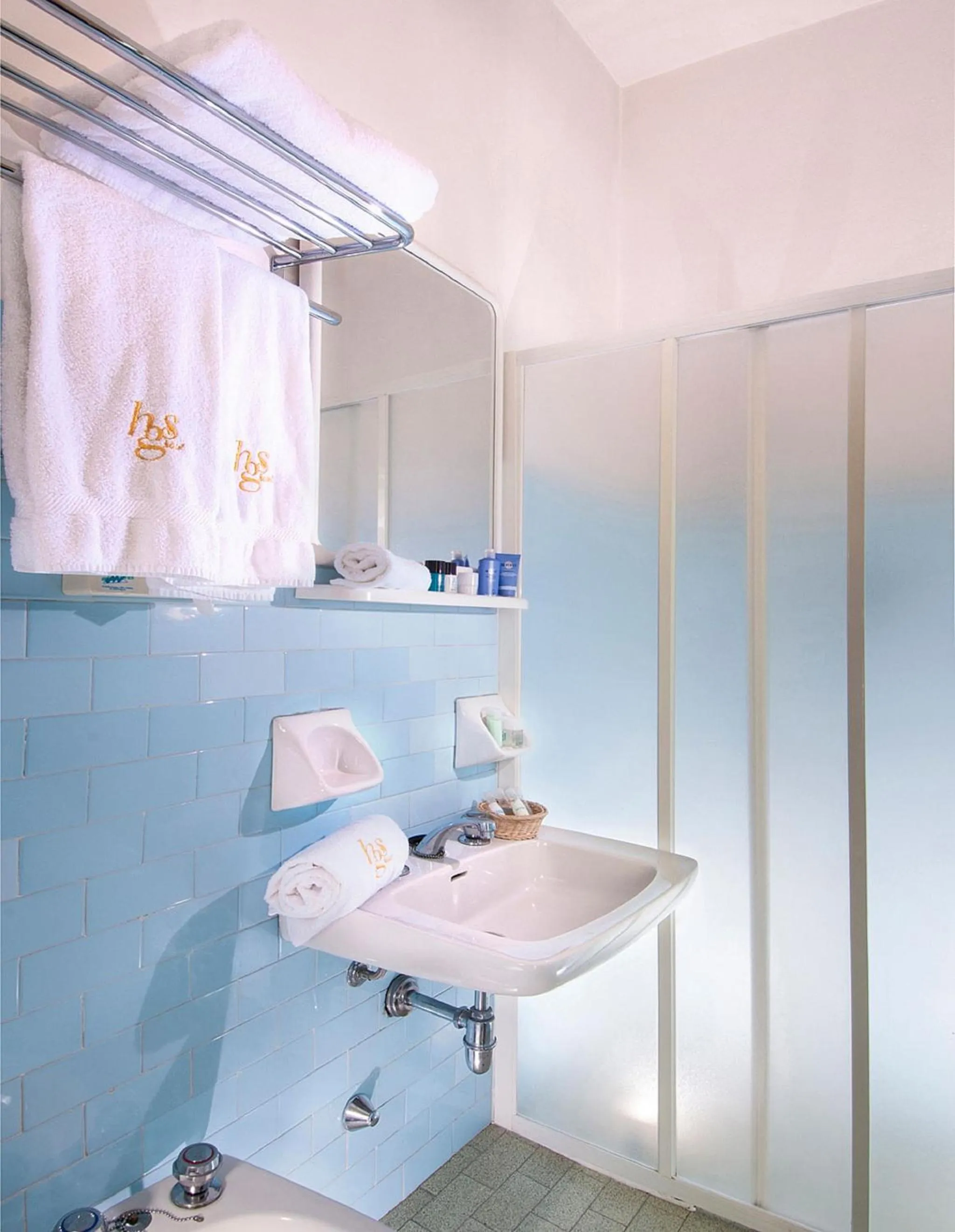 Bathroom in Hotel St. Moritz