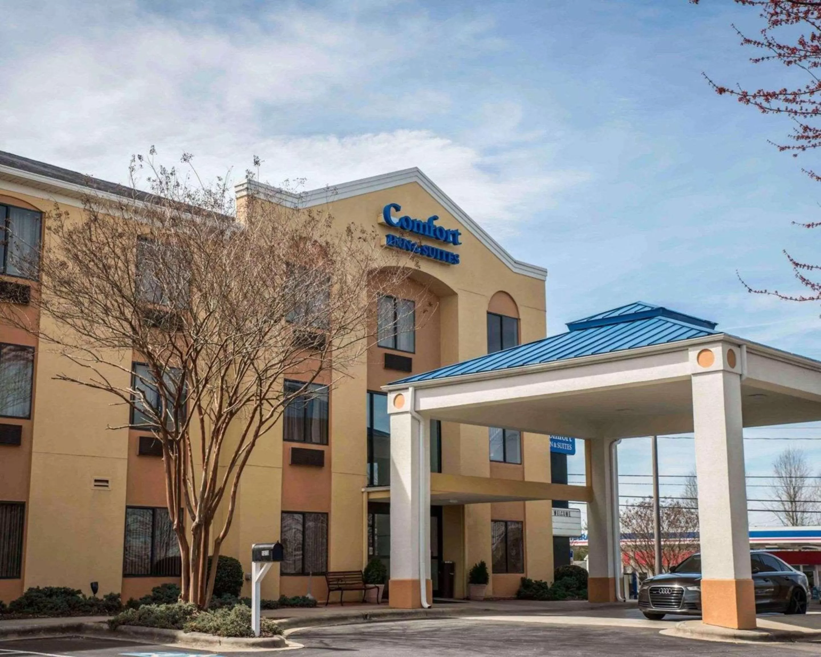 Property building in Comfort Inn & Suites Morganton South