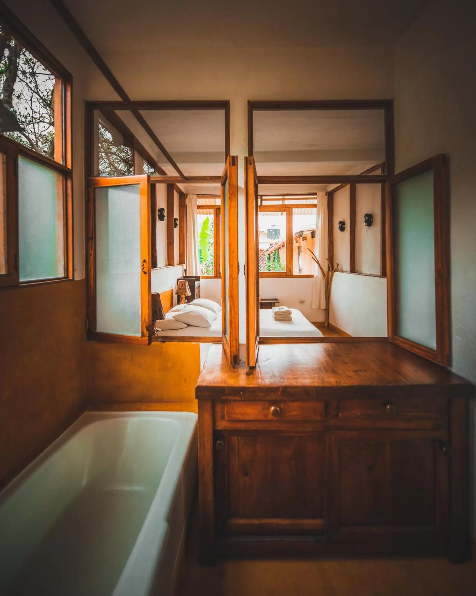 Bed, Bathroom in Lush Atitlán