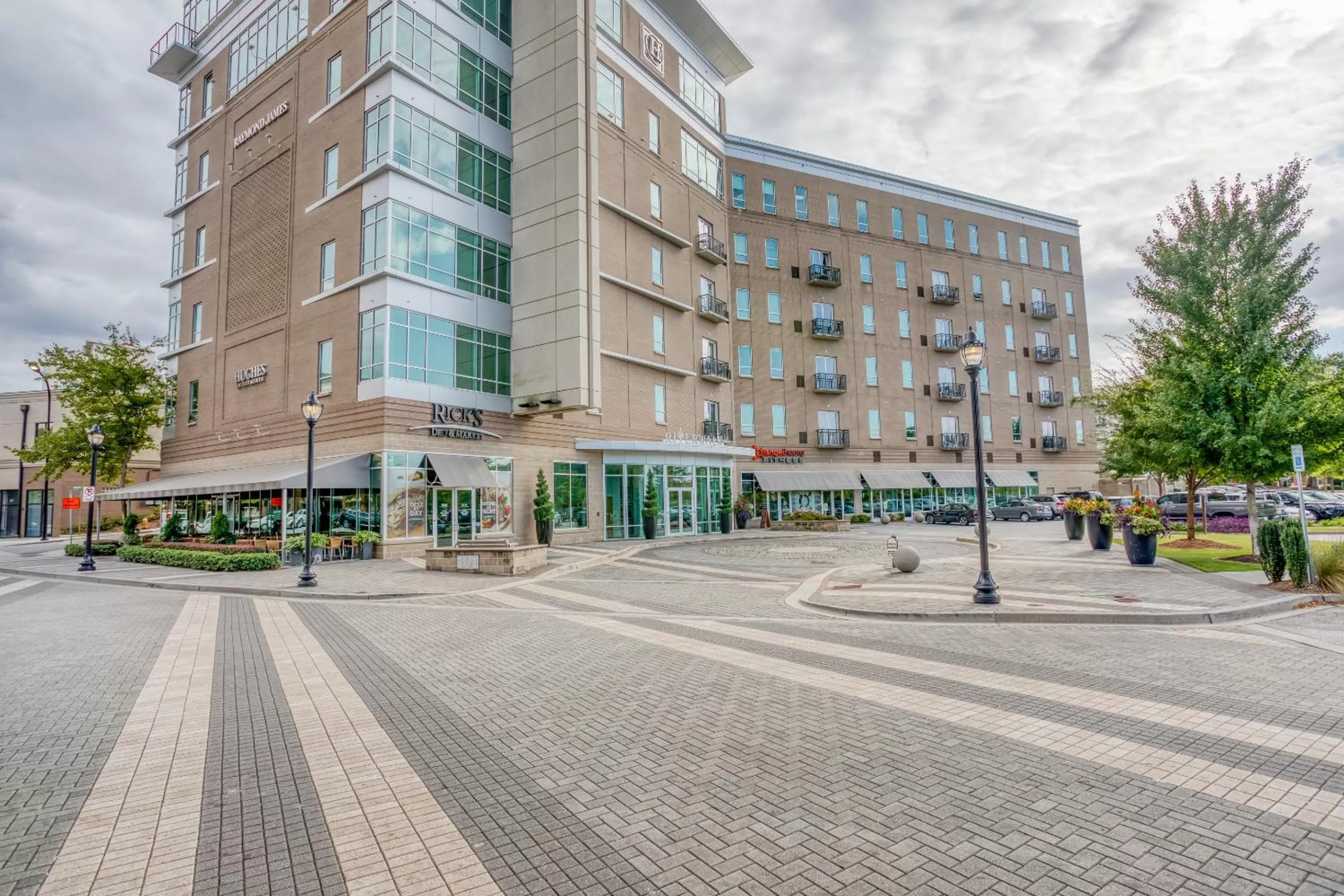 Property building in Mint House Greenville - Downtown