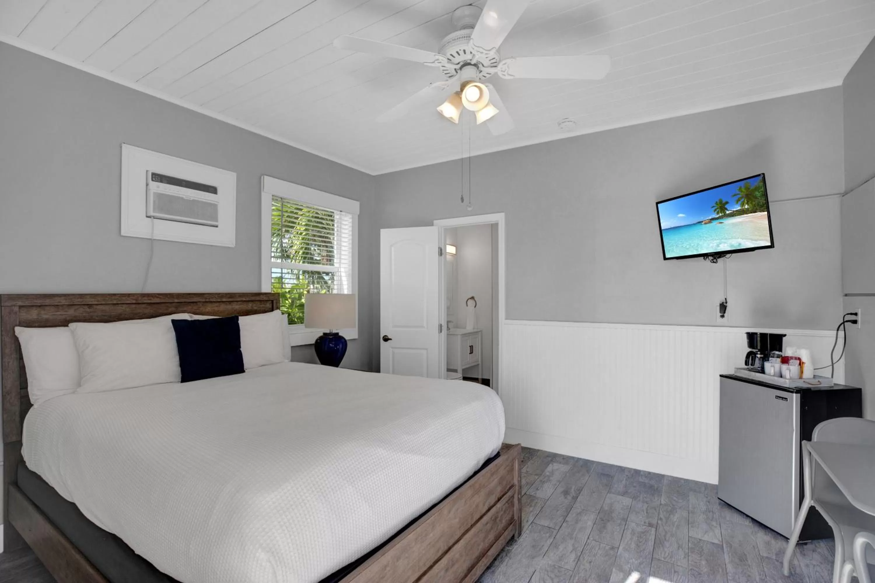 Photo of the whole room, Bed in Seascape Resort & Marina