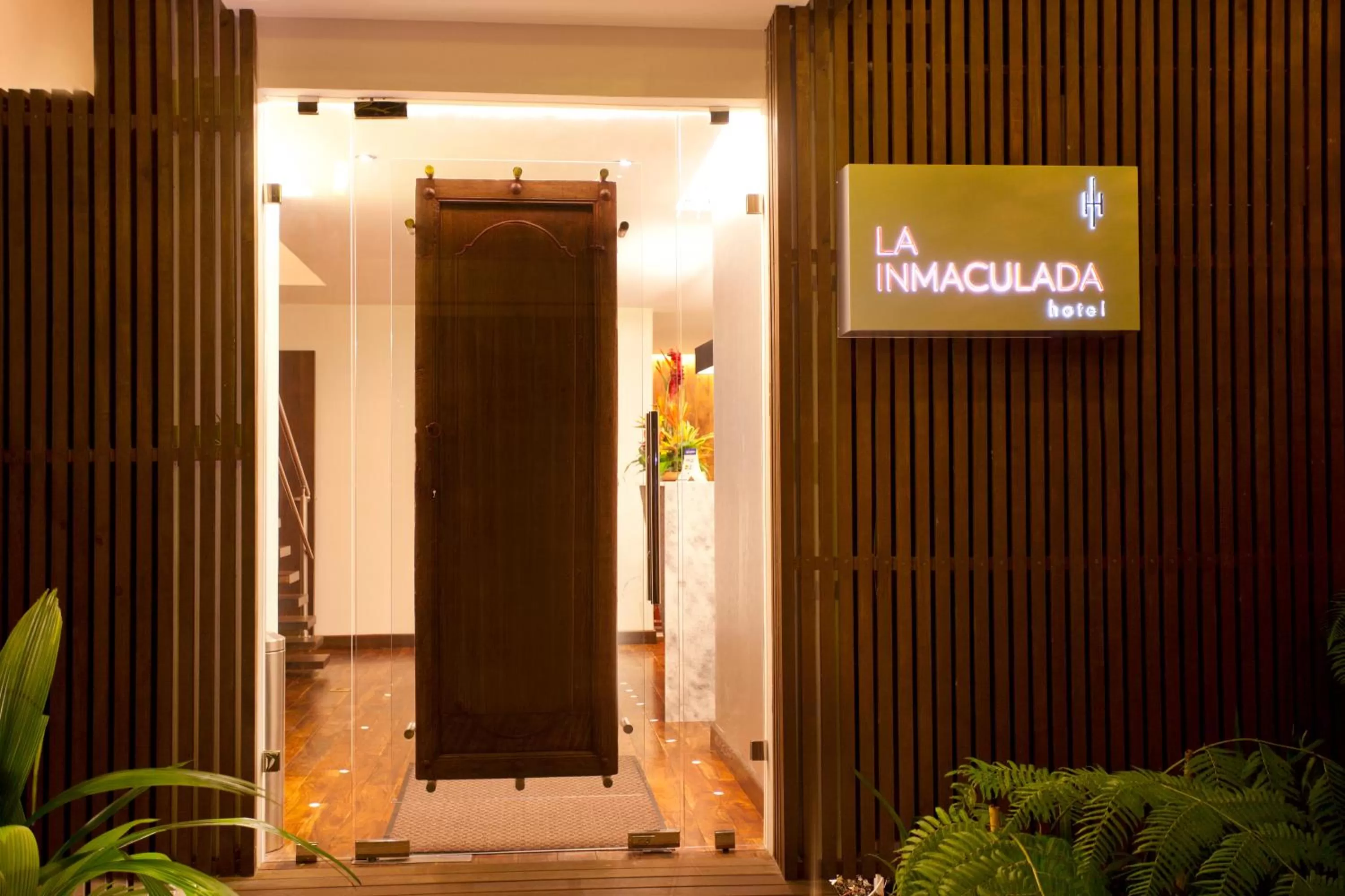 Facade/entrance in La Inmaculada Hotel