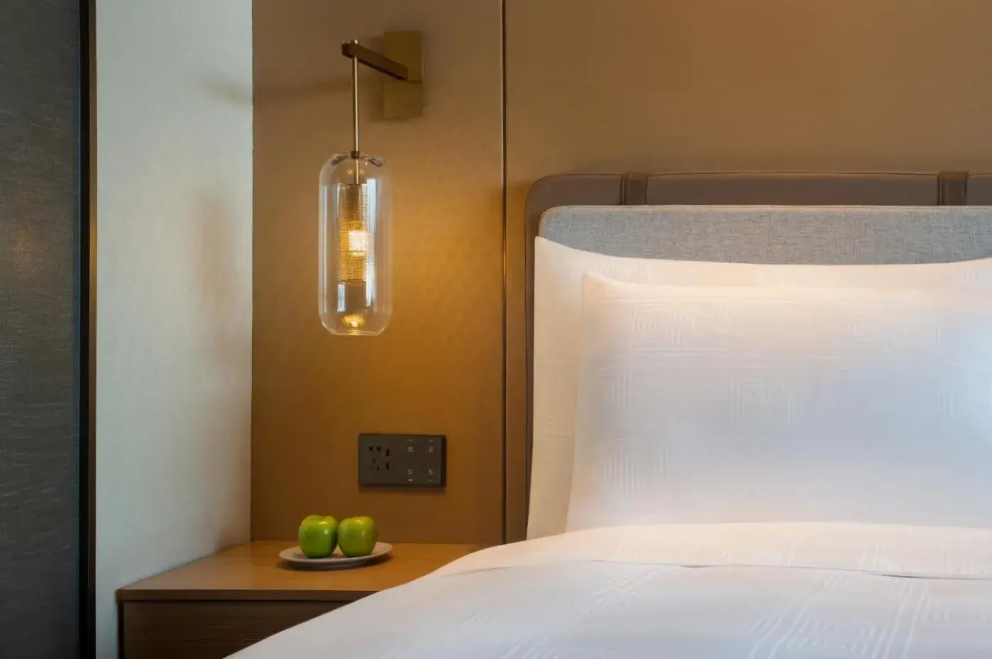 Deluxe Double Room in Guangzhou Hotel Deluxe Double Room in Guangzhou Hotel