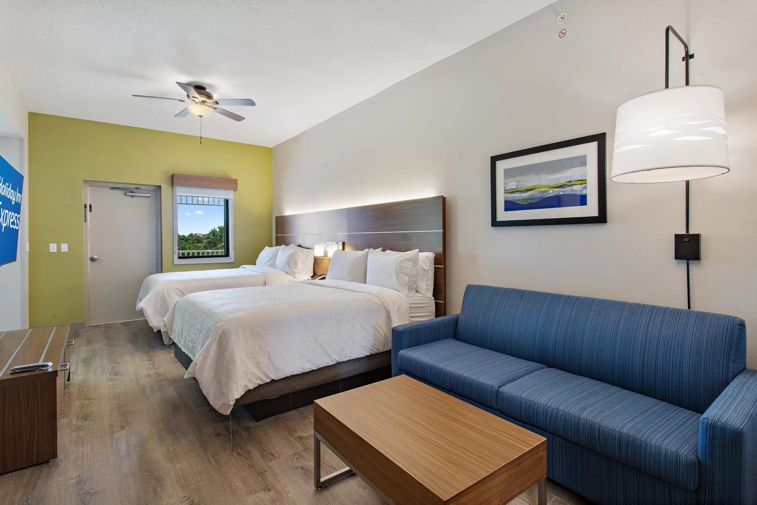 Photo of the whole room, Bed in Holiday Inn Express St. Augustine - Vilano Beach by IHG