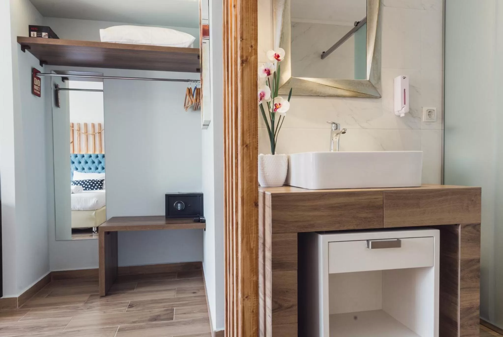 Bathroom in Dome Rooms Downtown