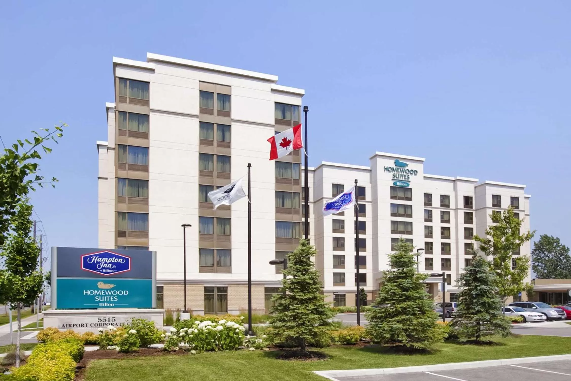 Property building in Homewood Suites by Hilton Toronto Airport Corporate Centre