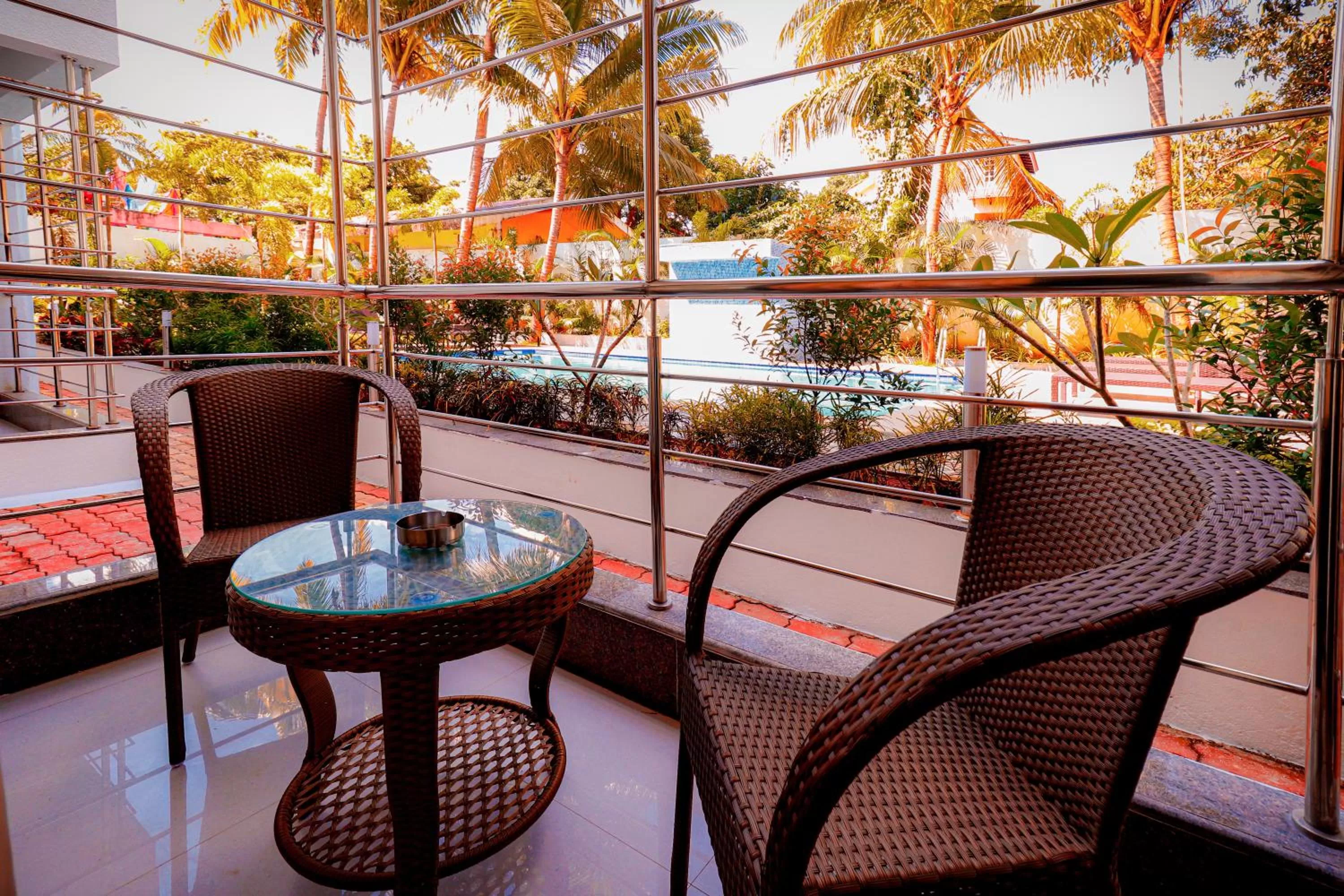 Patio, Balcony/Terrace in Miranda Beach Resort