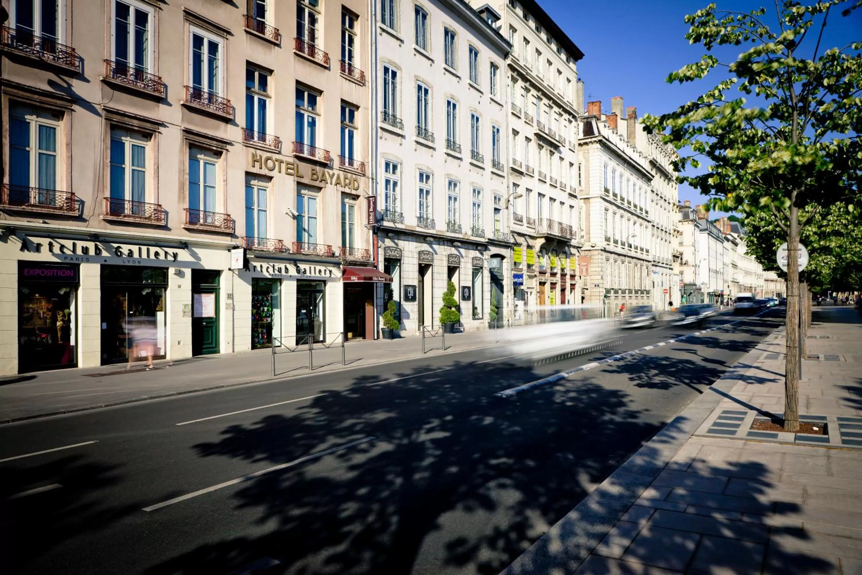Facade/entrance in Bayard Bellecour