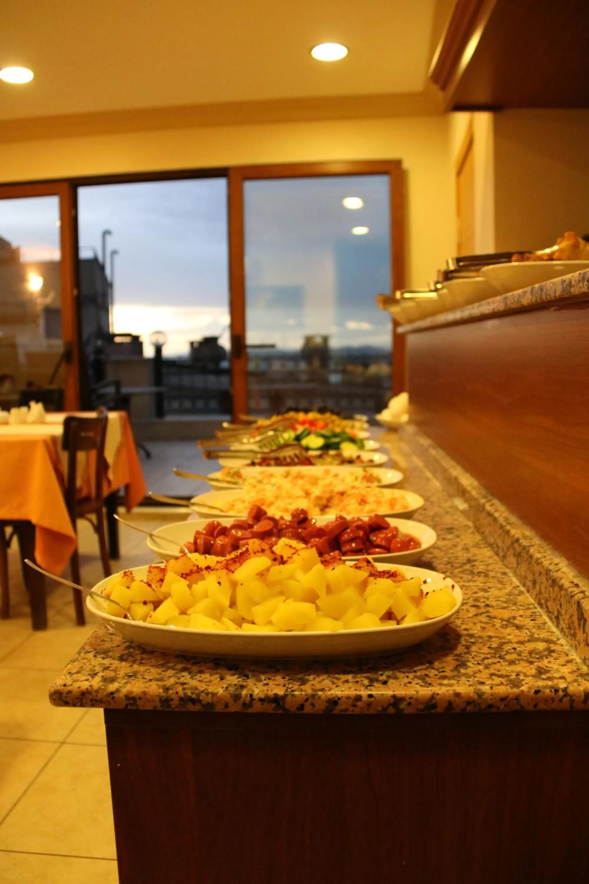 Food in Grand Peninsula Hotel