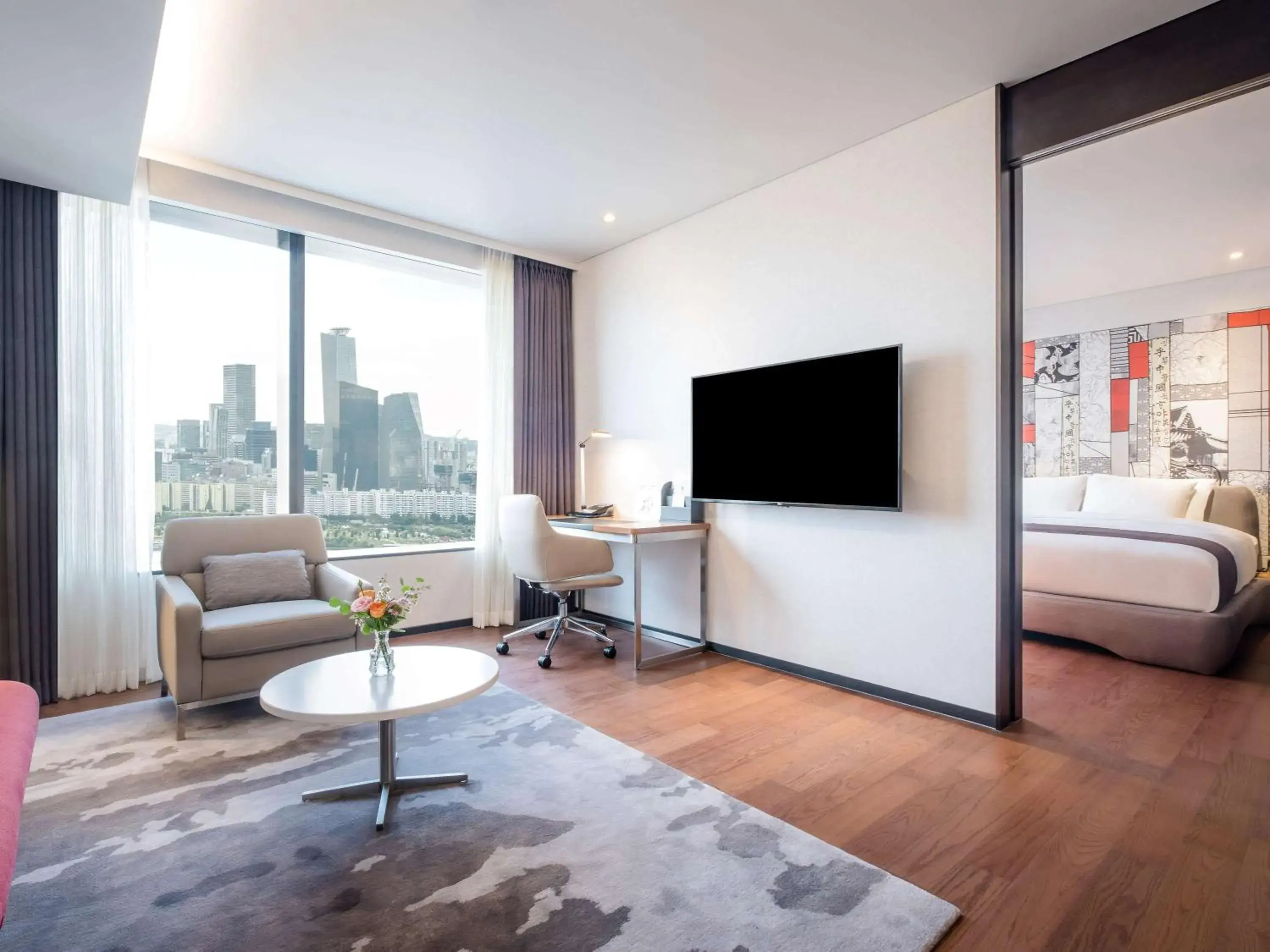 Premier Suite in Novotel Ambassador Seoul Yongsan Premier Suite in Novotel Ambassador Seoul Yongsan