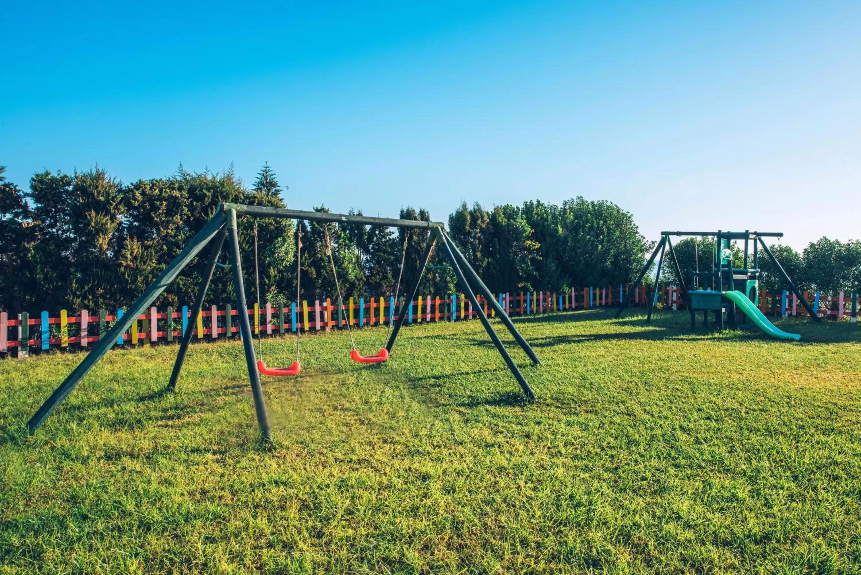 Area and facilities in Iberostar Waves Averroes