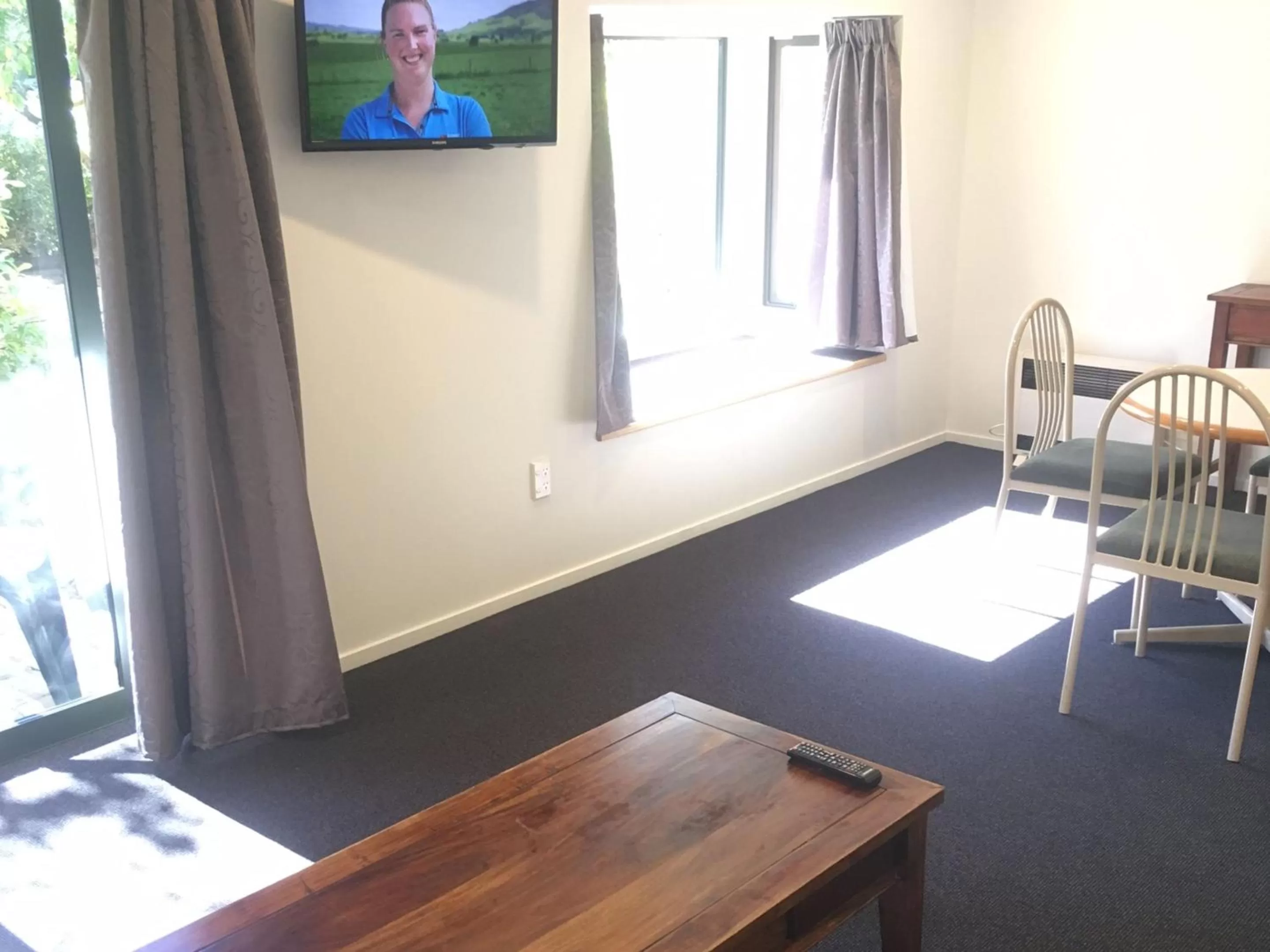 Living room in Woodlands Motels And Apartments