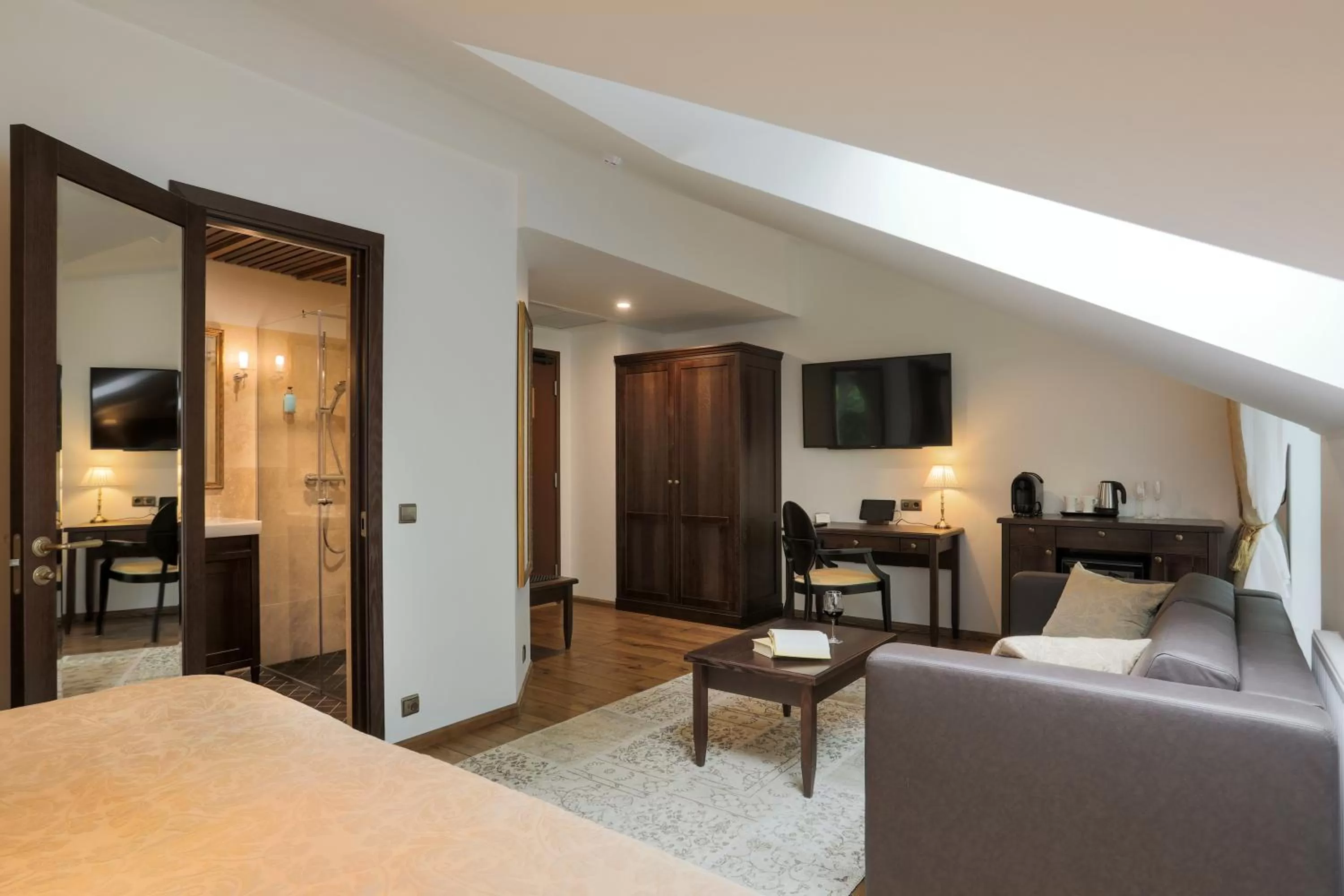 Seating area, Bed in The von Stackelberg Hotel Tallinn