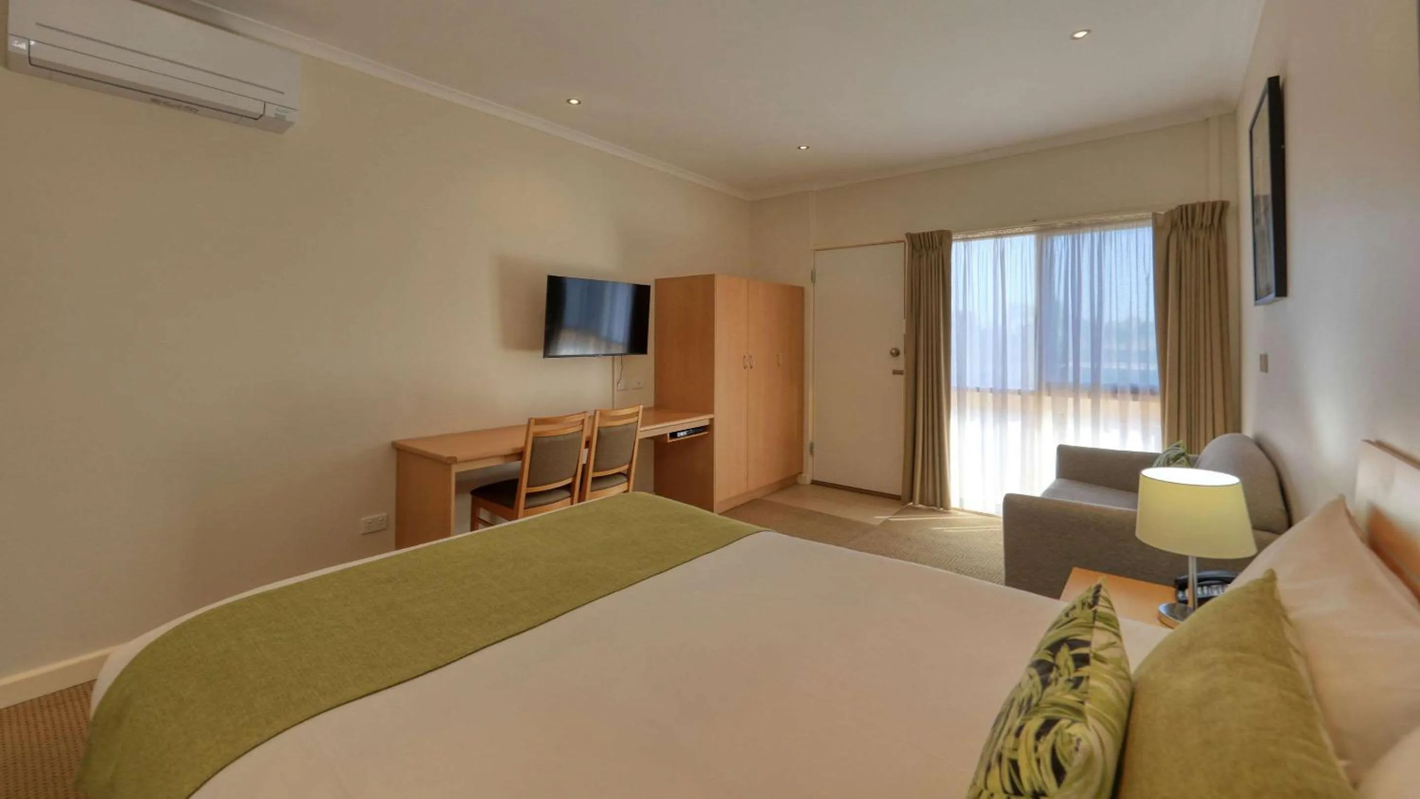 Bedroom, Bed in Quality Inn Swan Hill