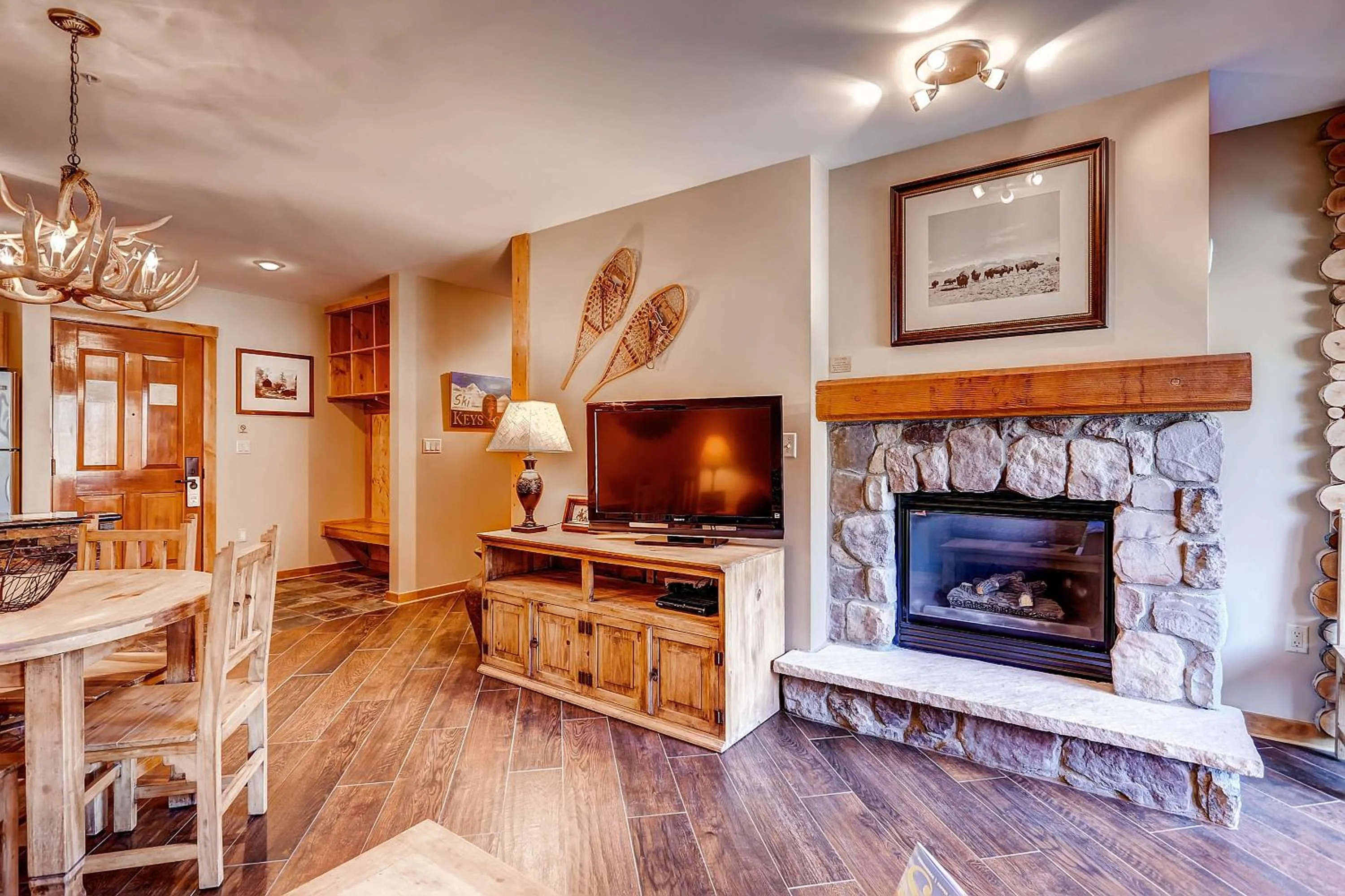 Living room, Lounge/Bar in River Run Village by Keystone Resort