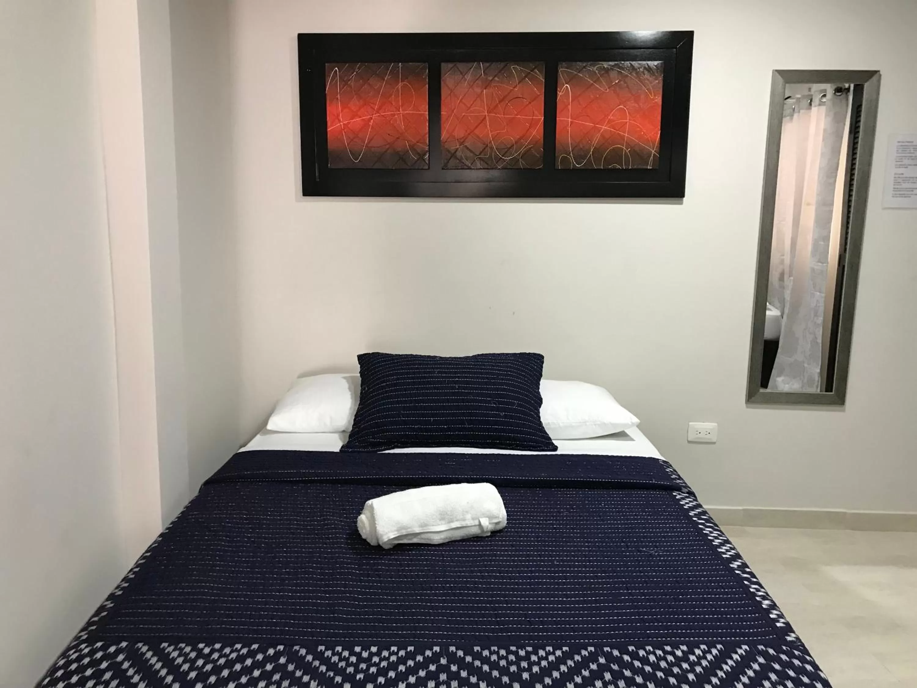 Bed in Caribbean Island Hotel Piso 2