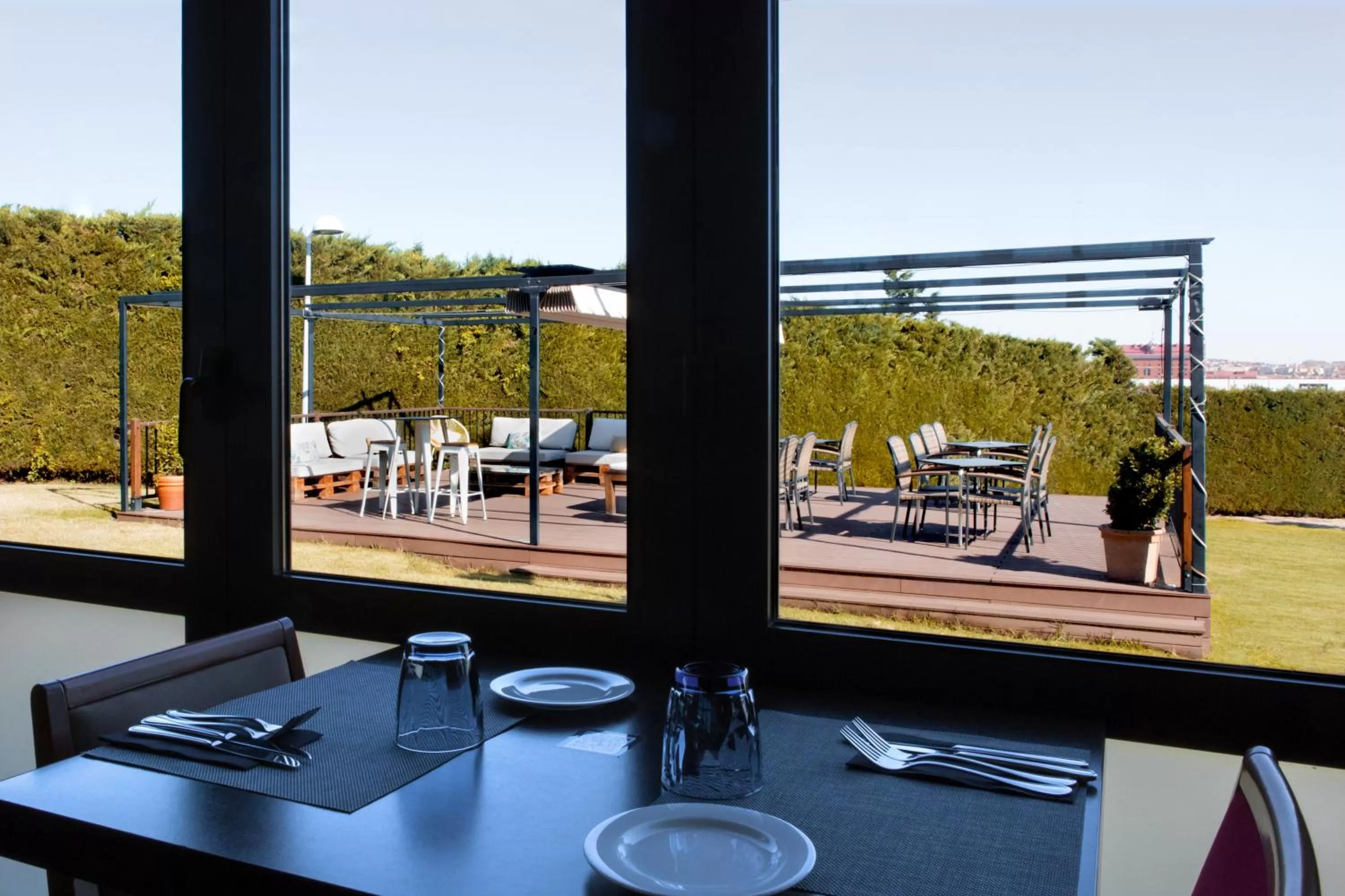 Restaurant/places to eat in Hotel Salamanca Montalvo